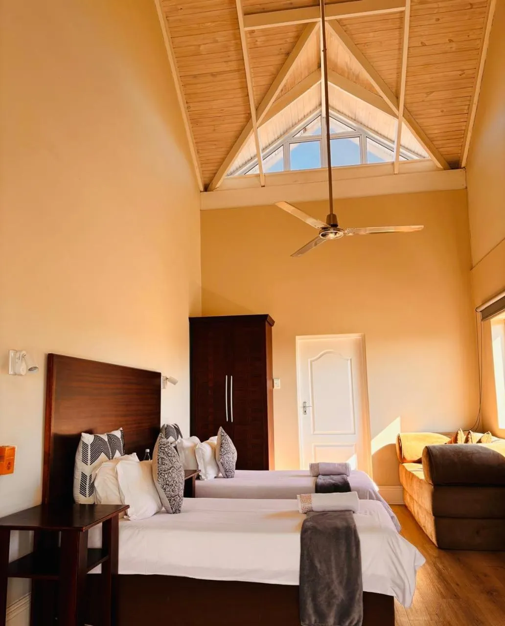 Bed in Sir Roys at the Sea