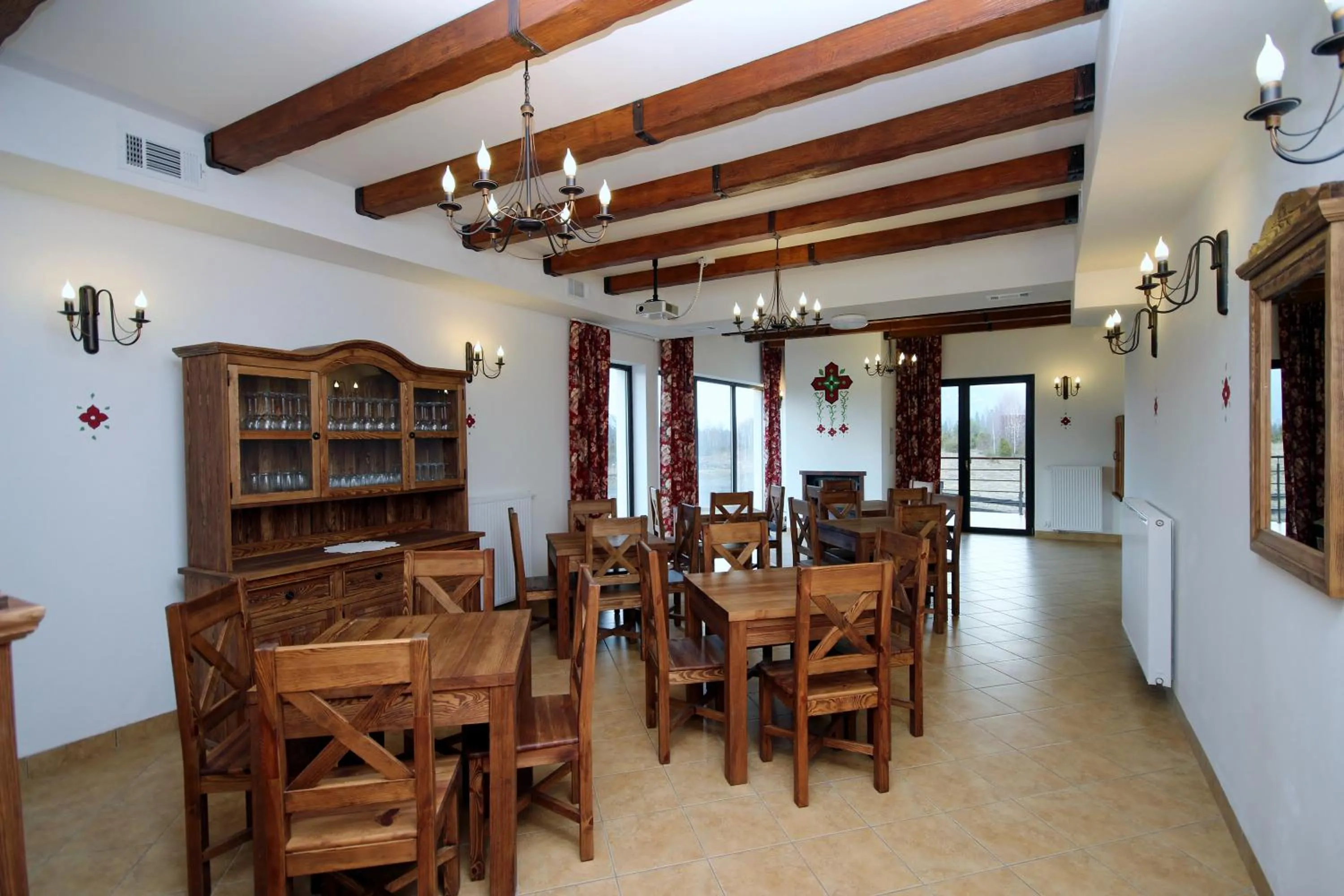 Communal lounge/ TV room in Gościniec Horb