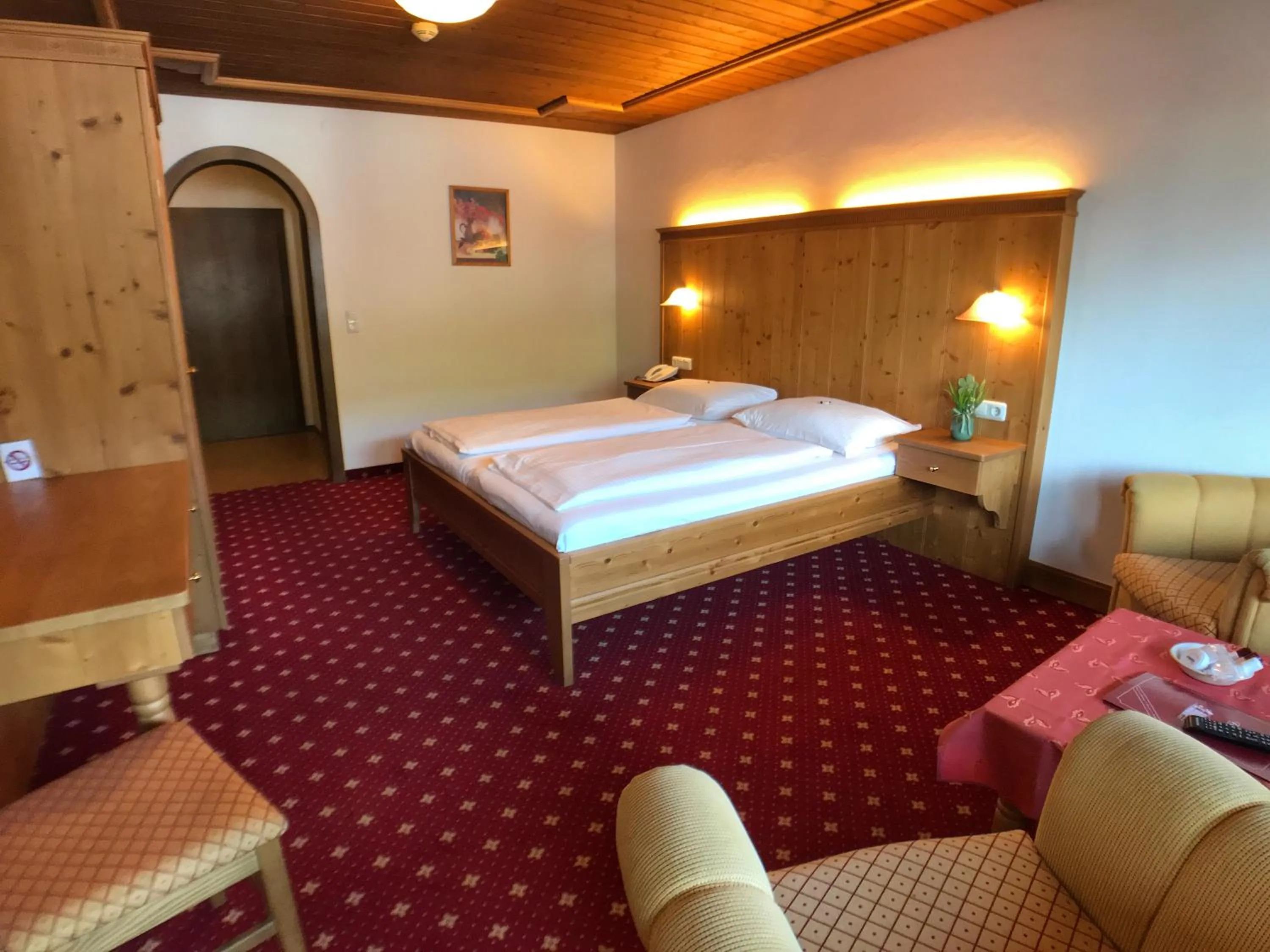Photo of the whole room, Bed in Hotel Bechlwirt