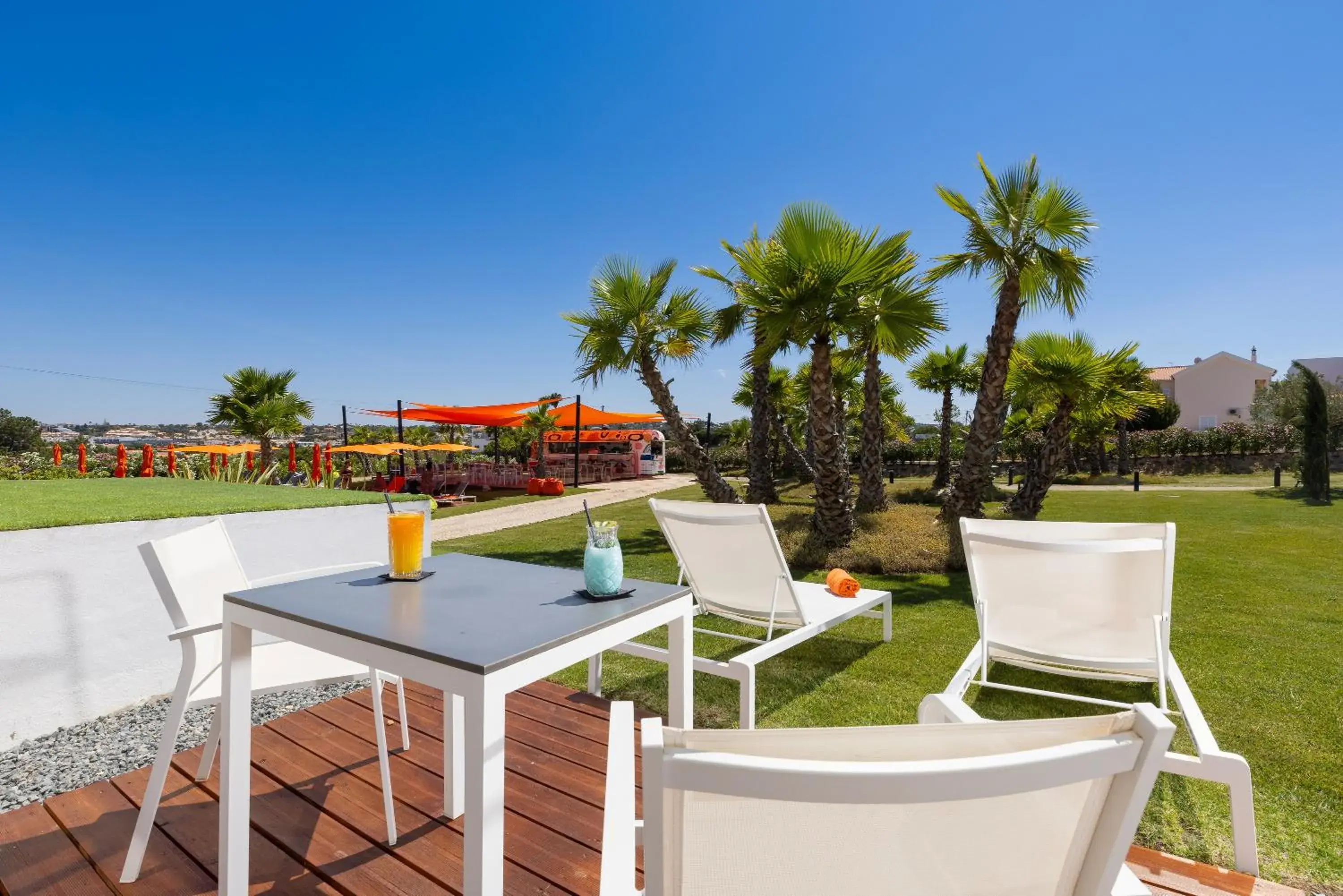 Inner courtyard view in Regency Salgados Hotel & Spa Inner courtyard view in Regency Salgados Hotel & Spa