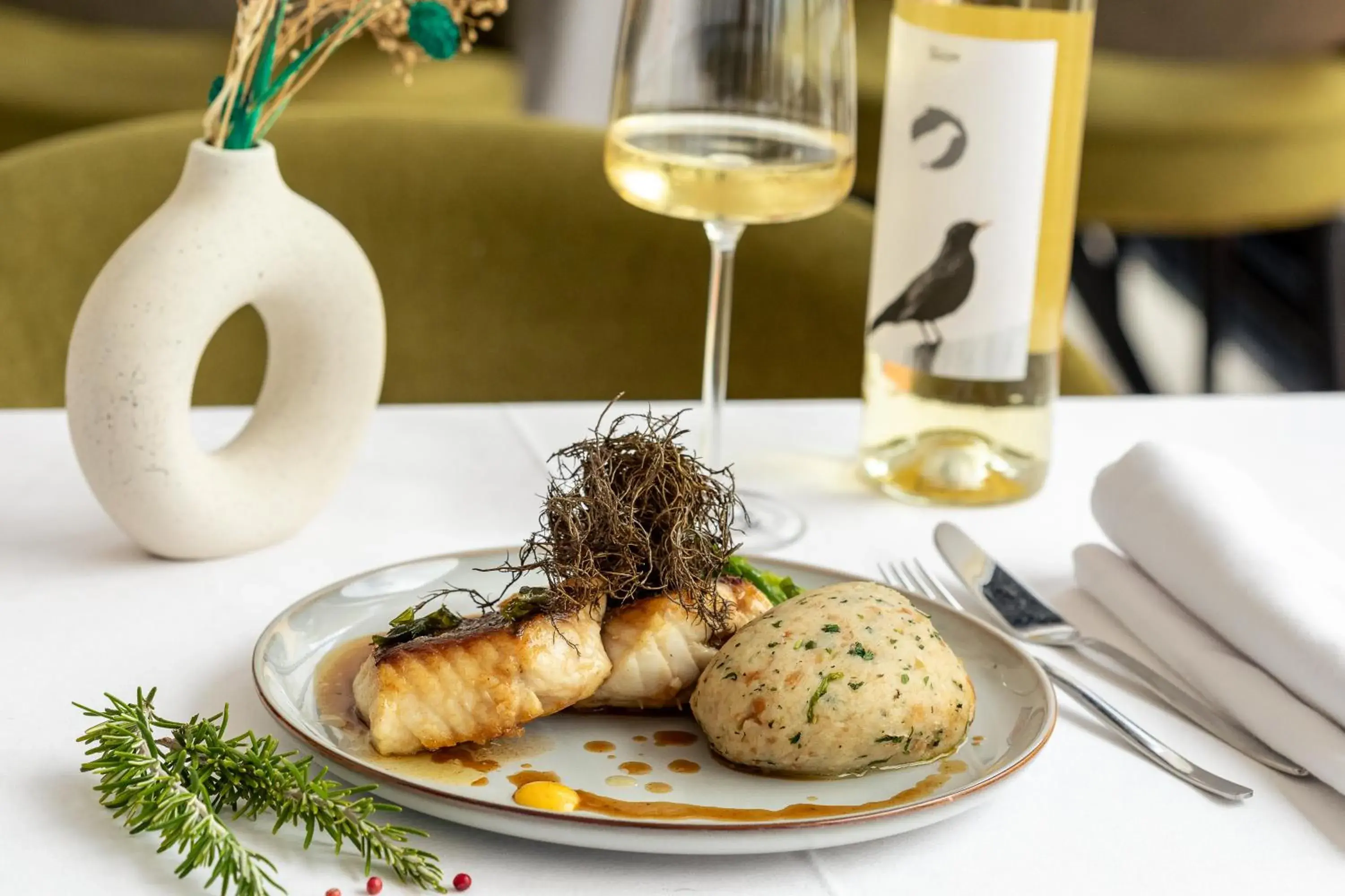 Food and drinks in Regency Salgados Hotel & Spa Food and drinks in Regency Salgados Hotel & Spa