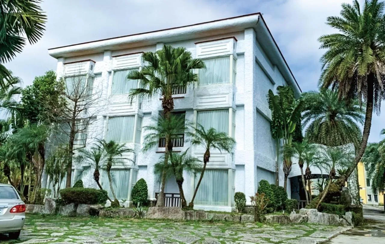 Shangrila Boutique Hotel