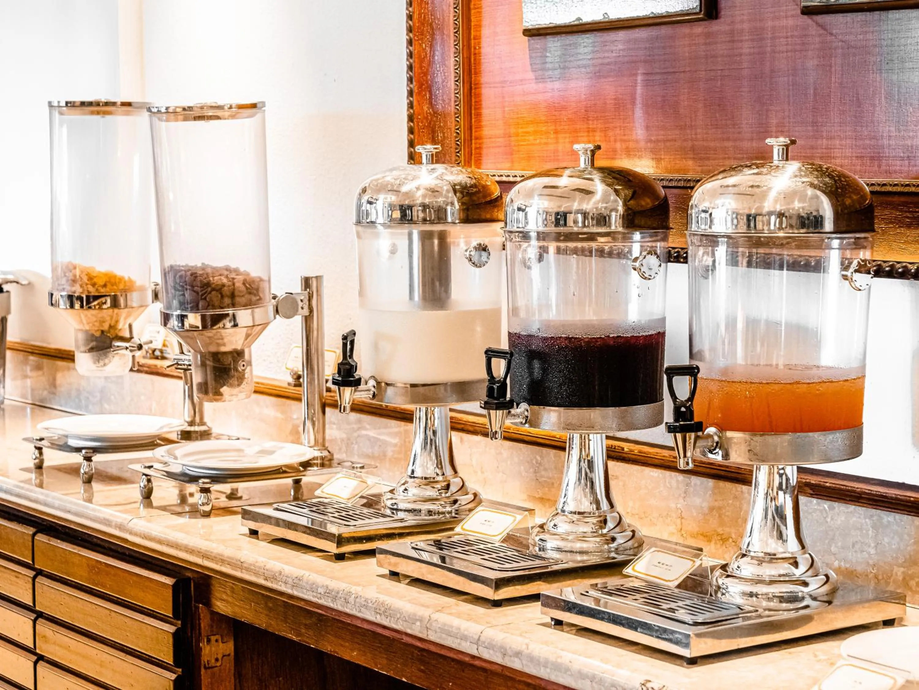 Shangrila Boutique Hotel