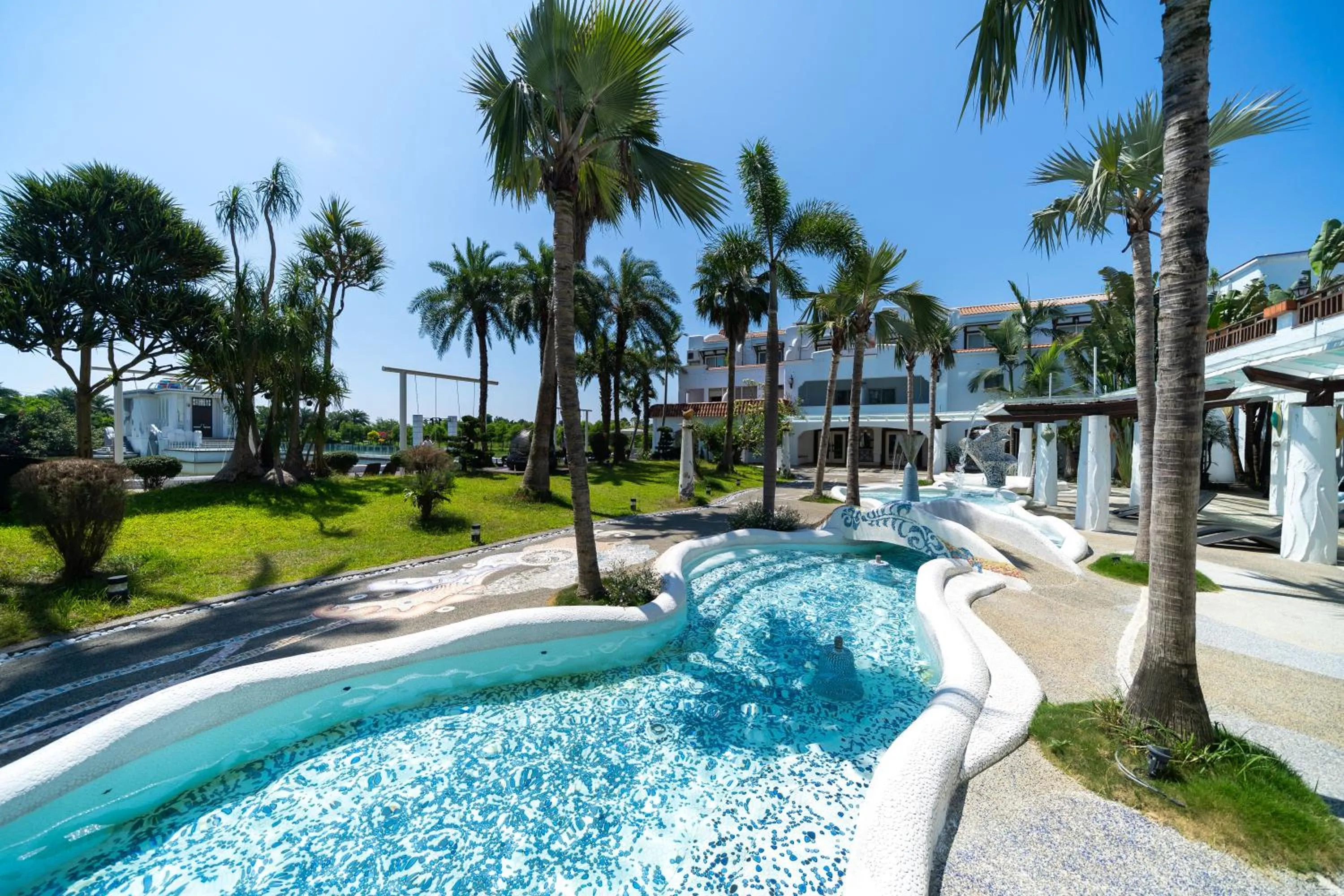 Children play ground in Shangrila Boutique Hotel
