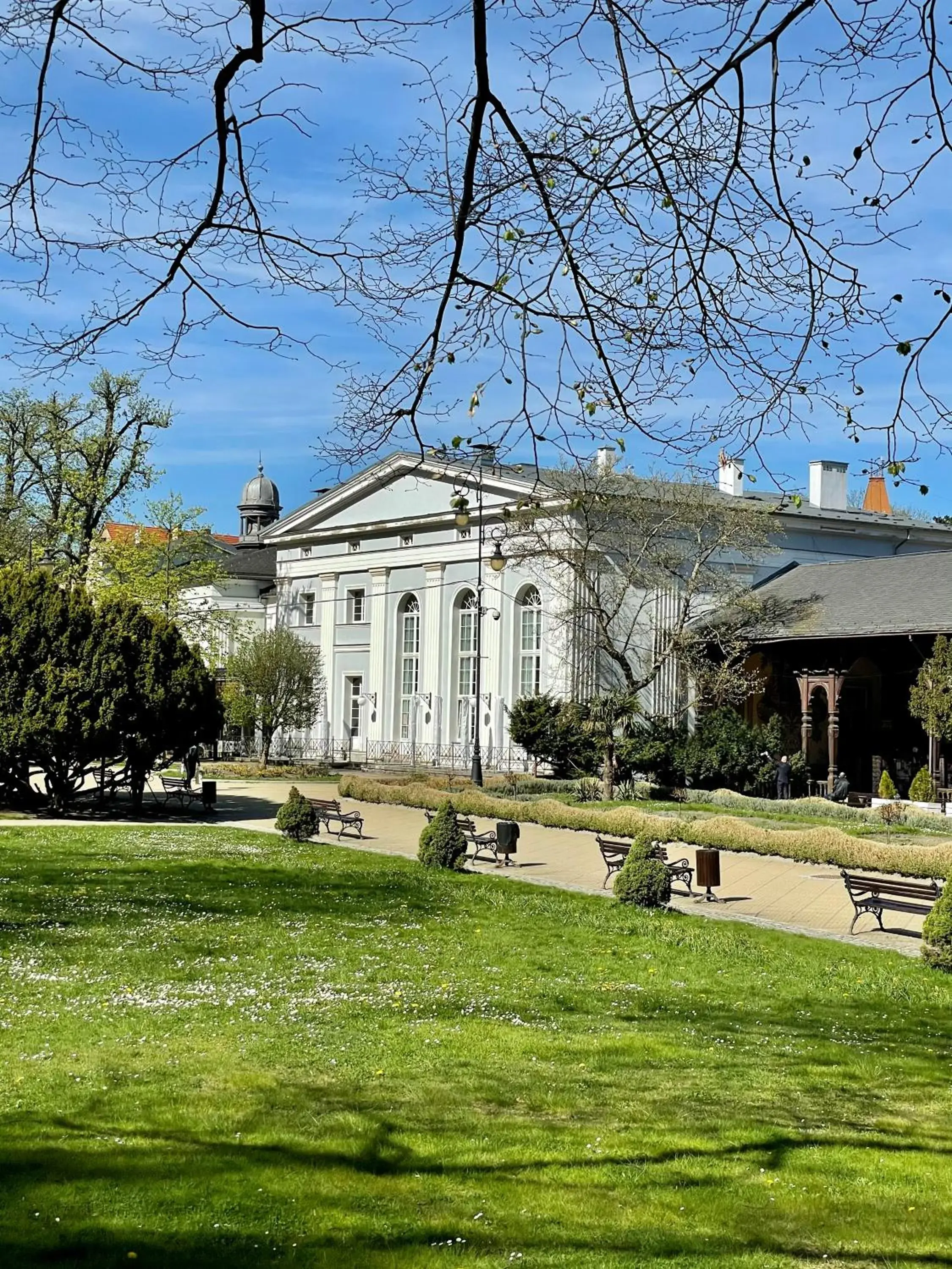 REZYDENCJA BOHEMA REZYDENCJA BOHEMA