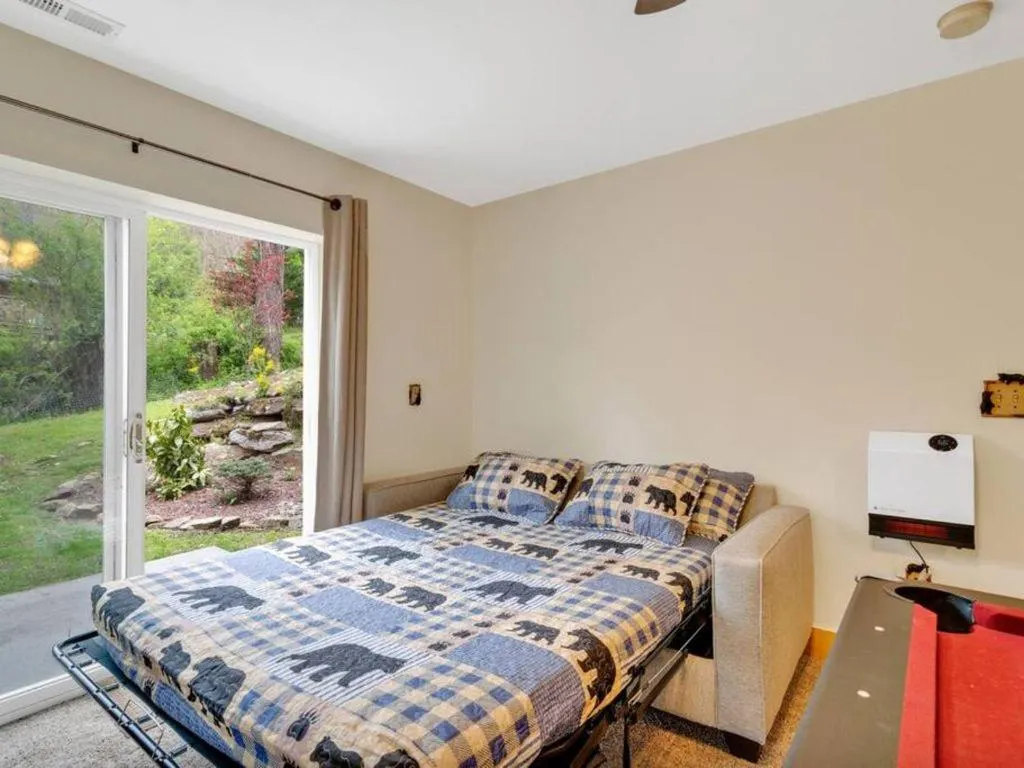 Bedroom, Bed in Soco Serene Cabin in the Heart of Maggie Valley