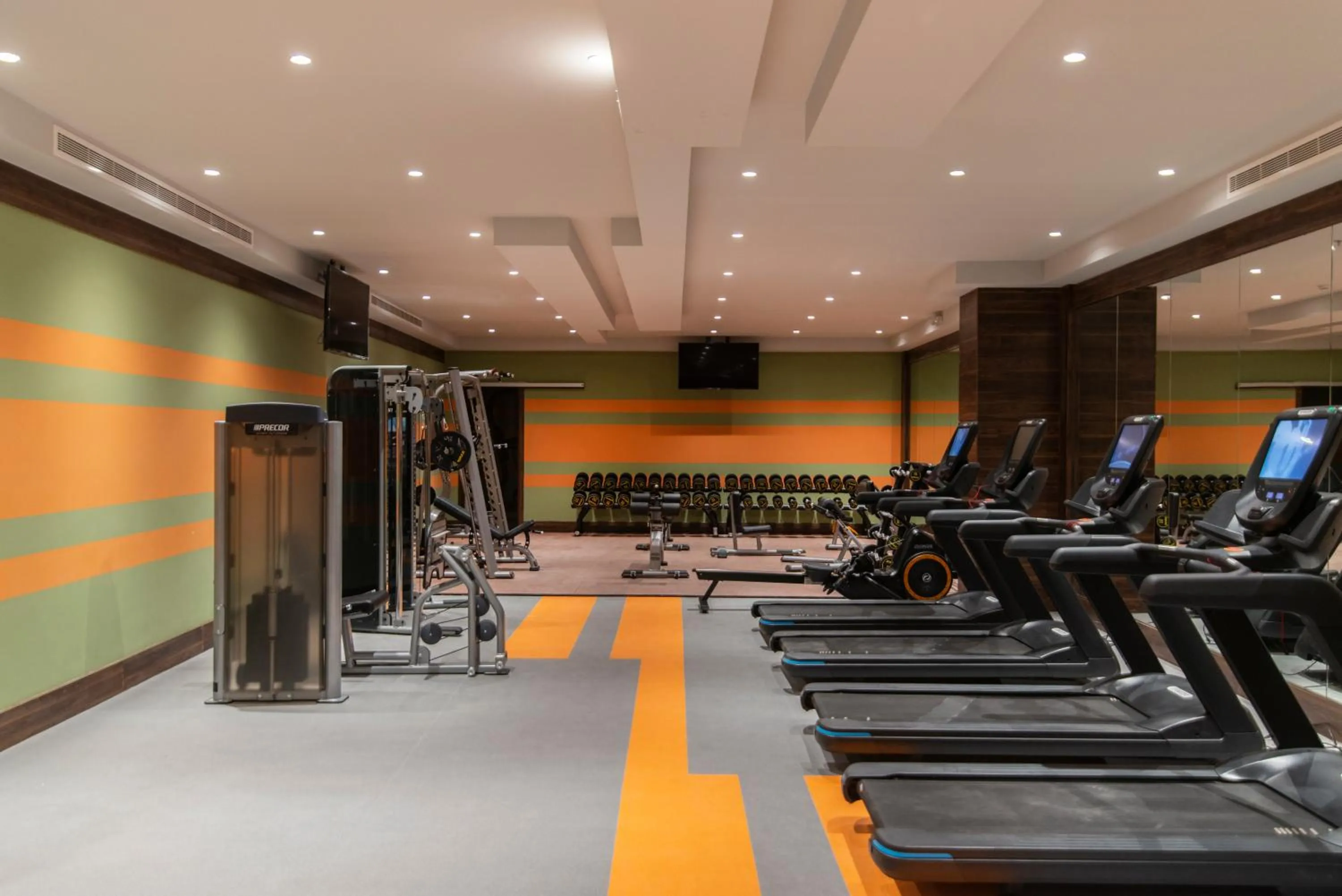 Fitness centre/facilities in Gardino Hotel & Residence