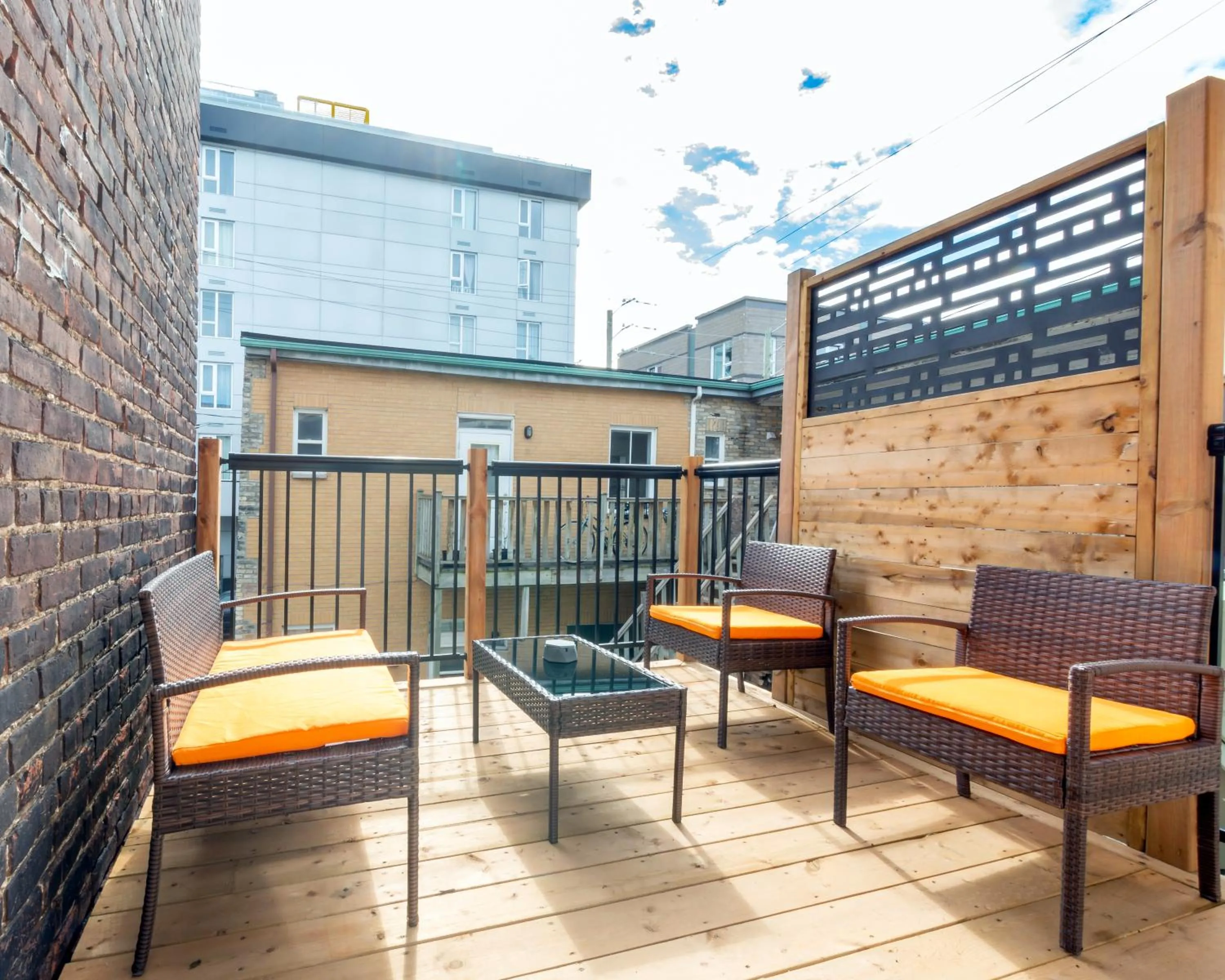 Patio in Appart hôtel Le Saint-Anselme