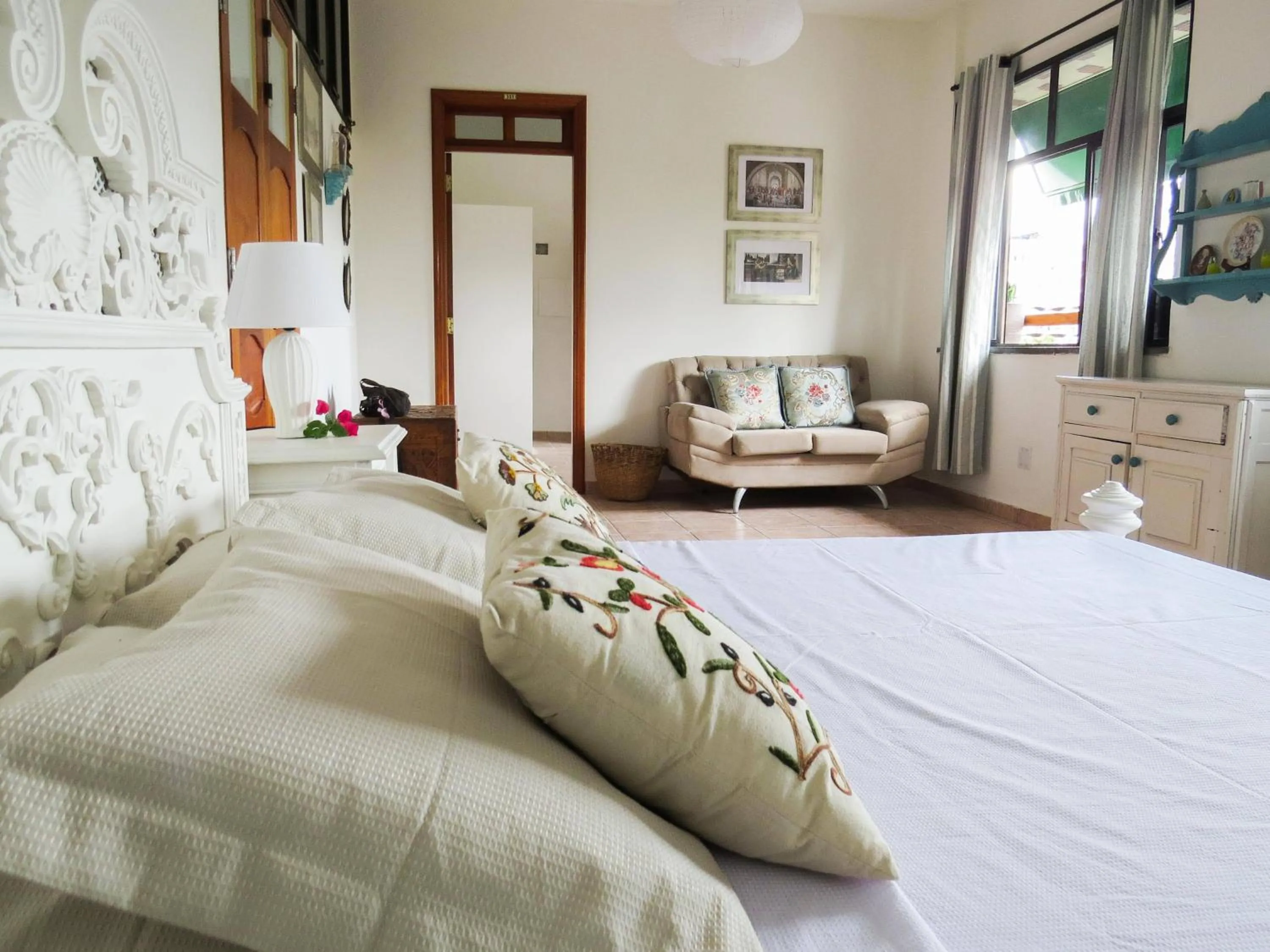 Photo of the whole room in Hotel Casa Dos Frades