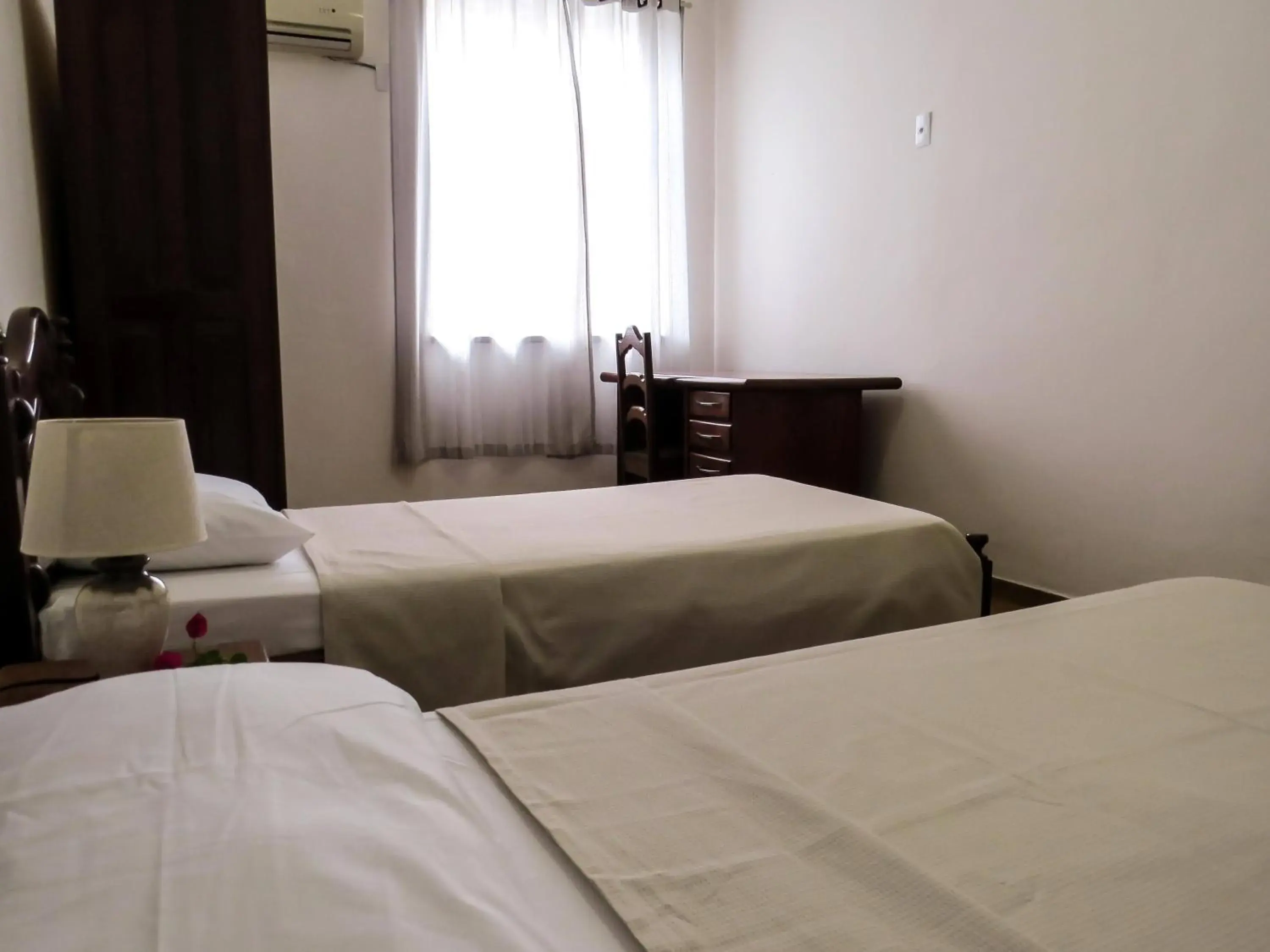 Standard Twin Room - single occupancy in Hotel Casa Dos Frades Standard Twin Room - single occupancy in Hotel Casa Dos Frades