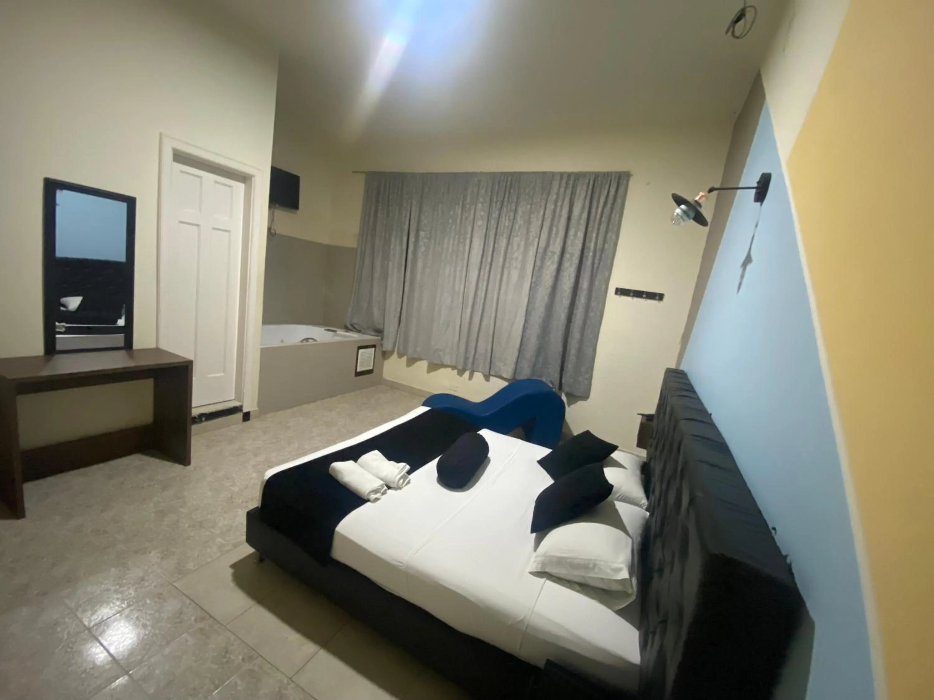 HOTEL CALLE REAL SUITE