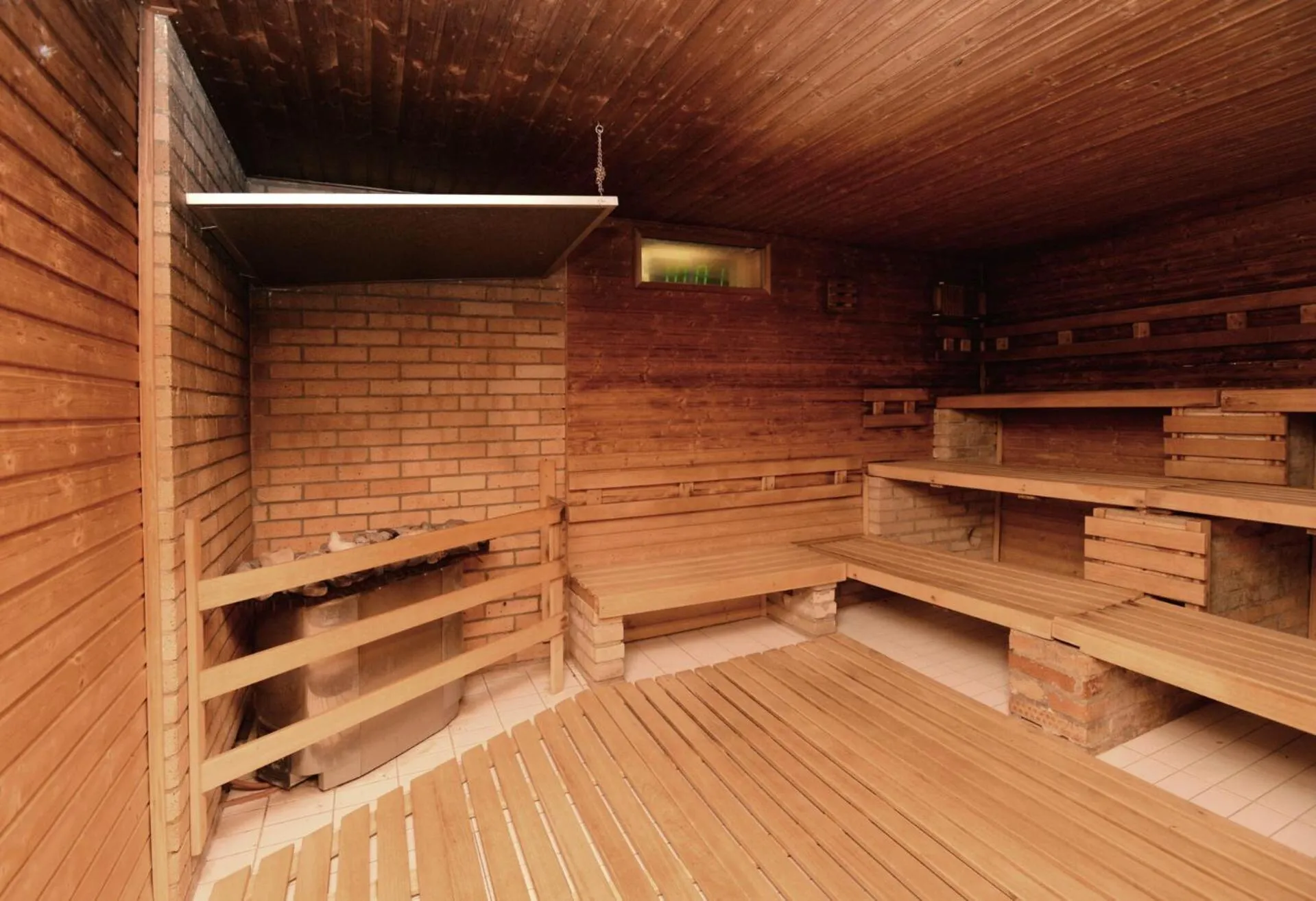 Sauna in Old Town Museum Apartment
