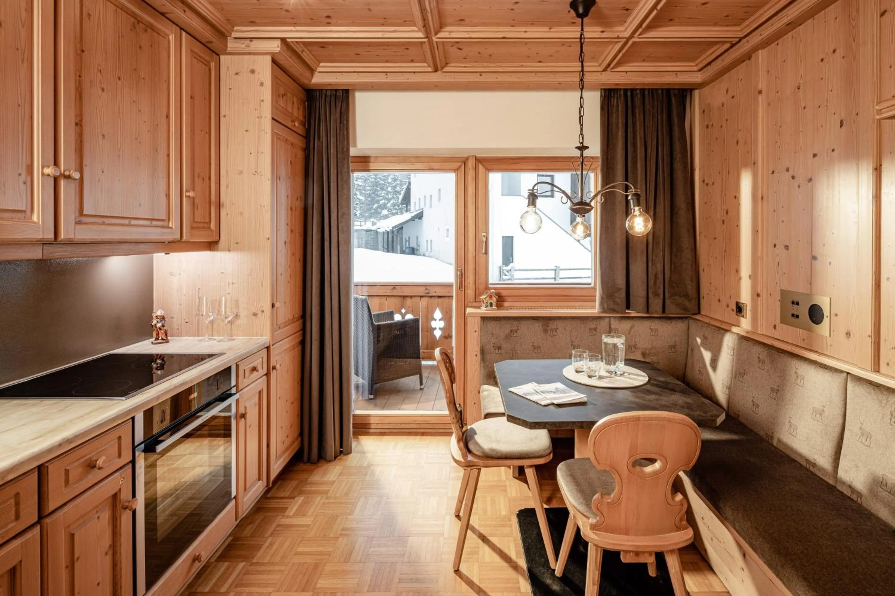 Kitchen or kitchenette in Apartments Hotel Garden