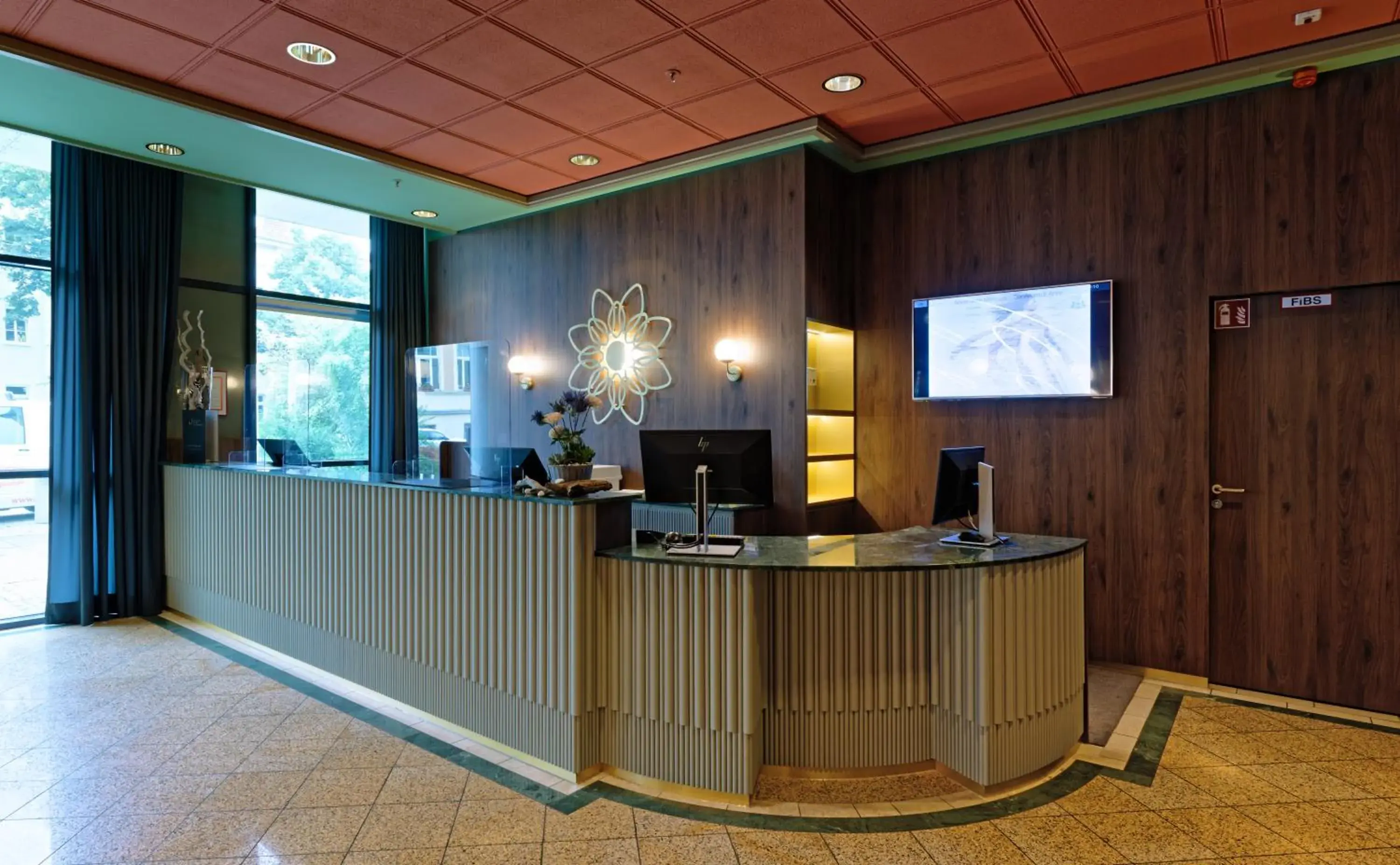 Lobby or reception in Mercure Hotel Gera City Lobby or reception in Mercure Hotel Gera City