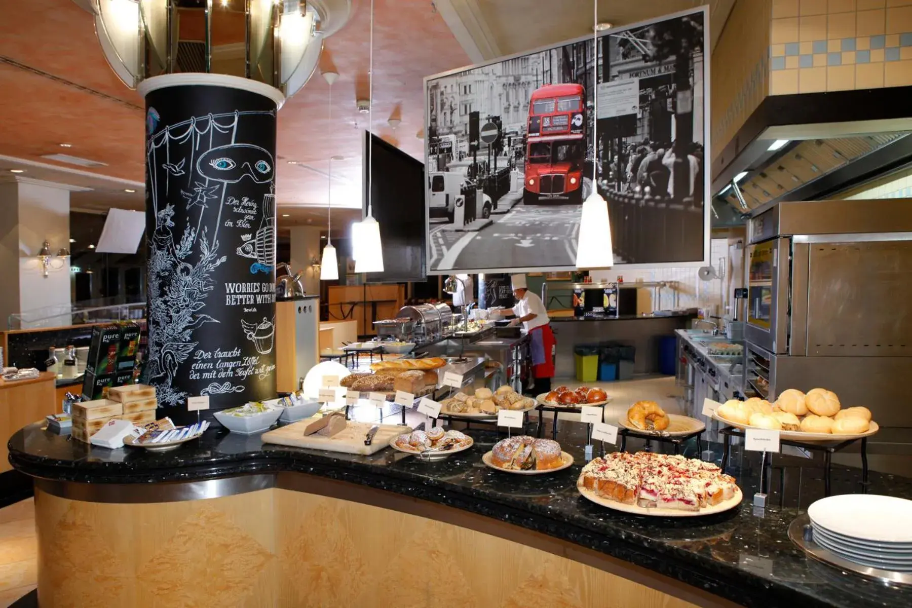 Food and drinks in Mercure Hotel Gera City Food and drinks in Mercure Hotel Gera City