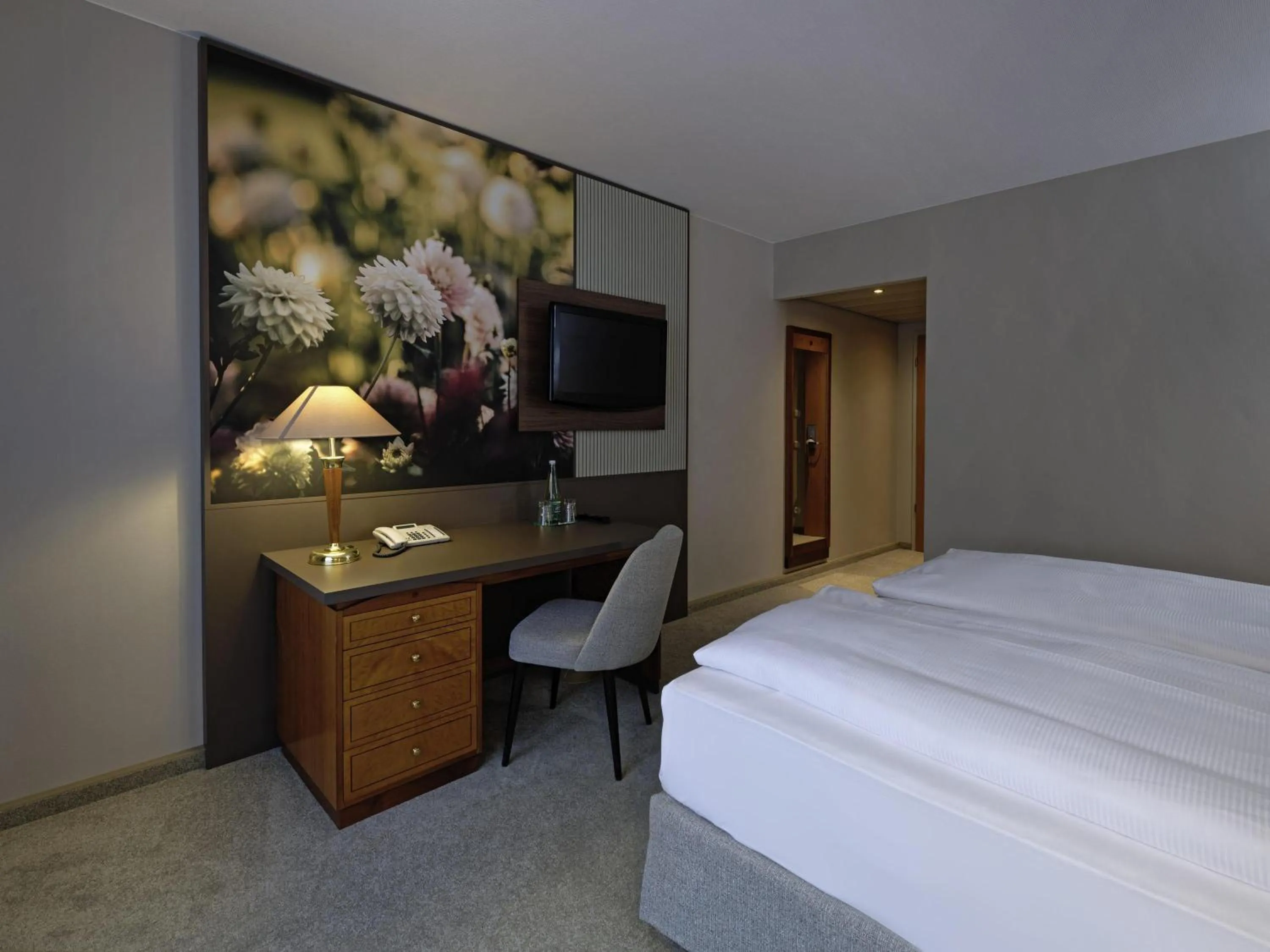 Bedroom, Bed in Mercure Hotel Gera City
