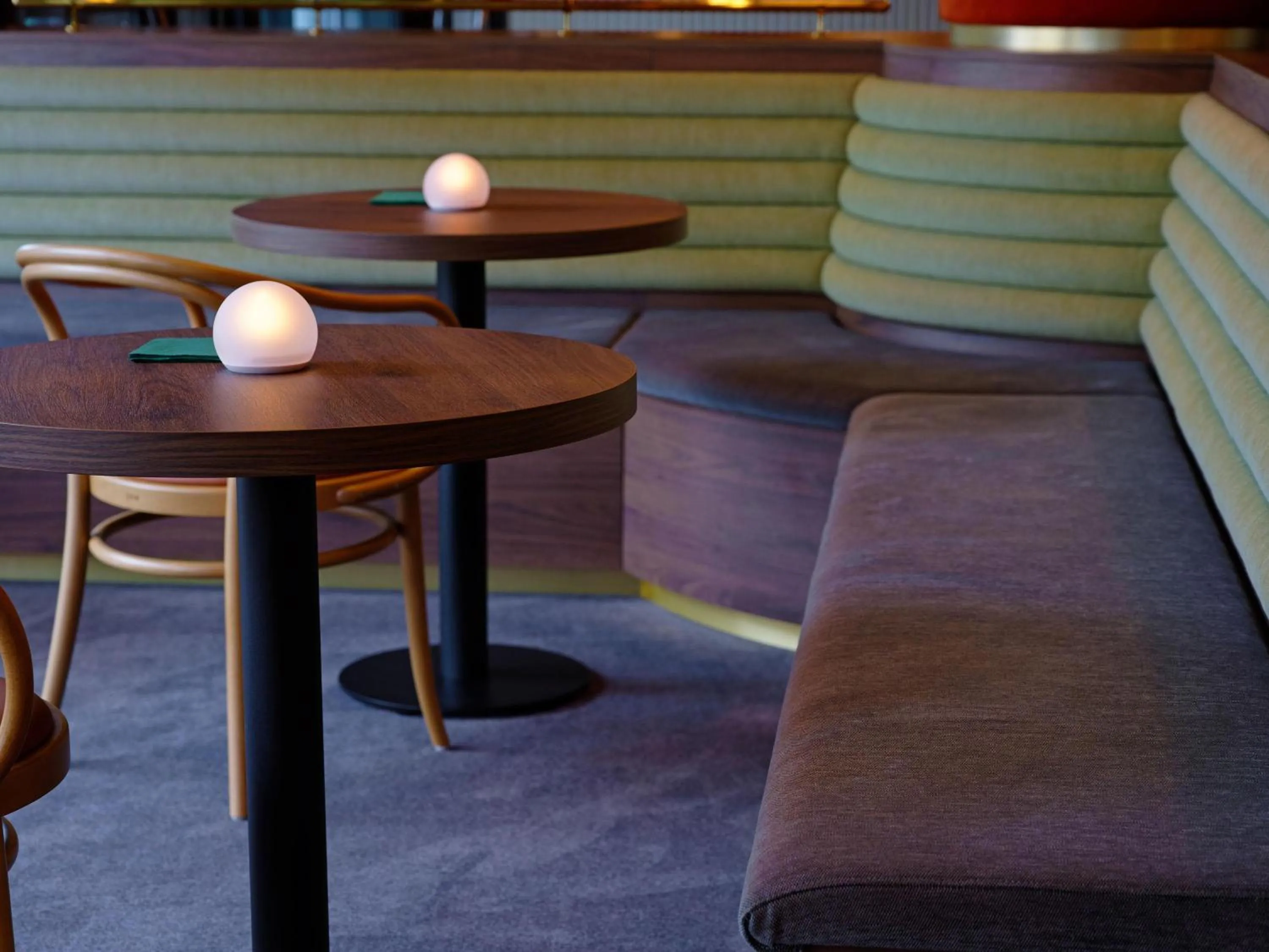 Lounge or bar in Mercure Hotel Gera City