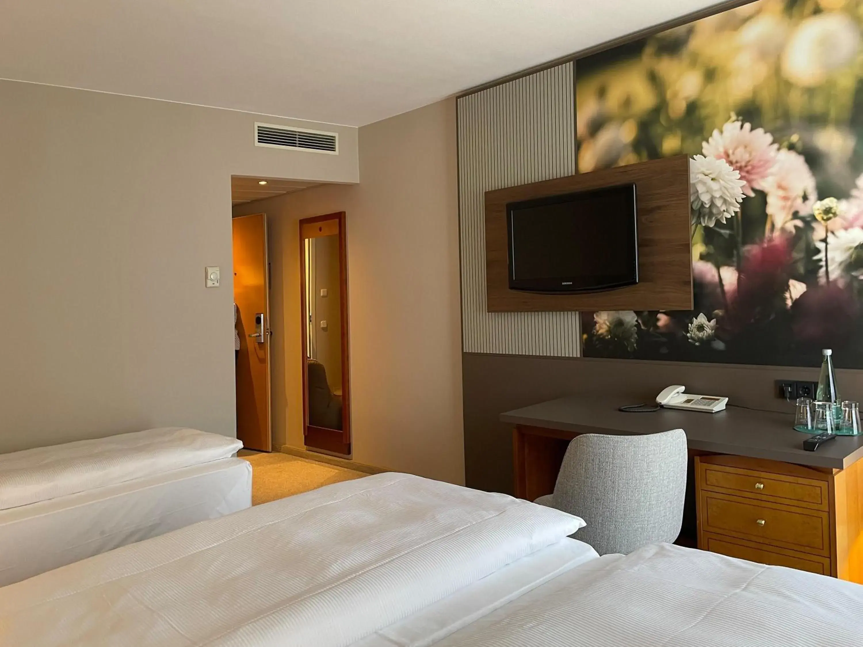 Bedroom, Bed in Mercure Hotel Gera City Bedroom, Bed in Mercure Hotel Gera City