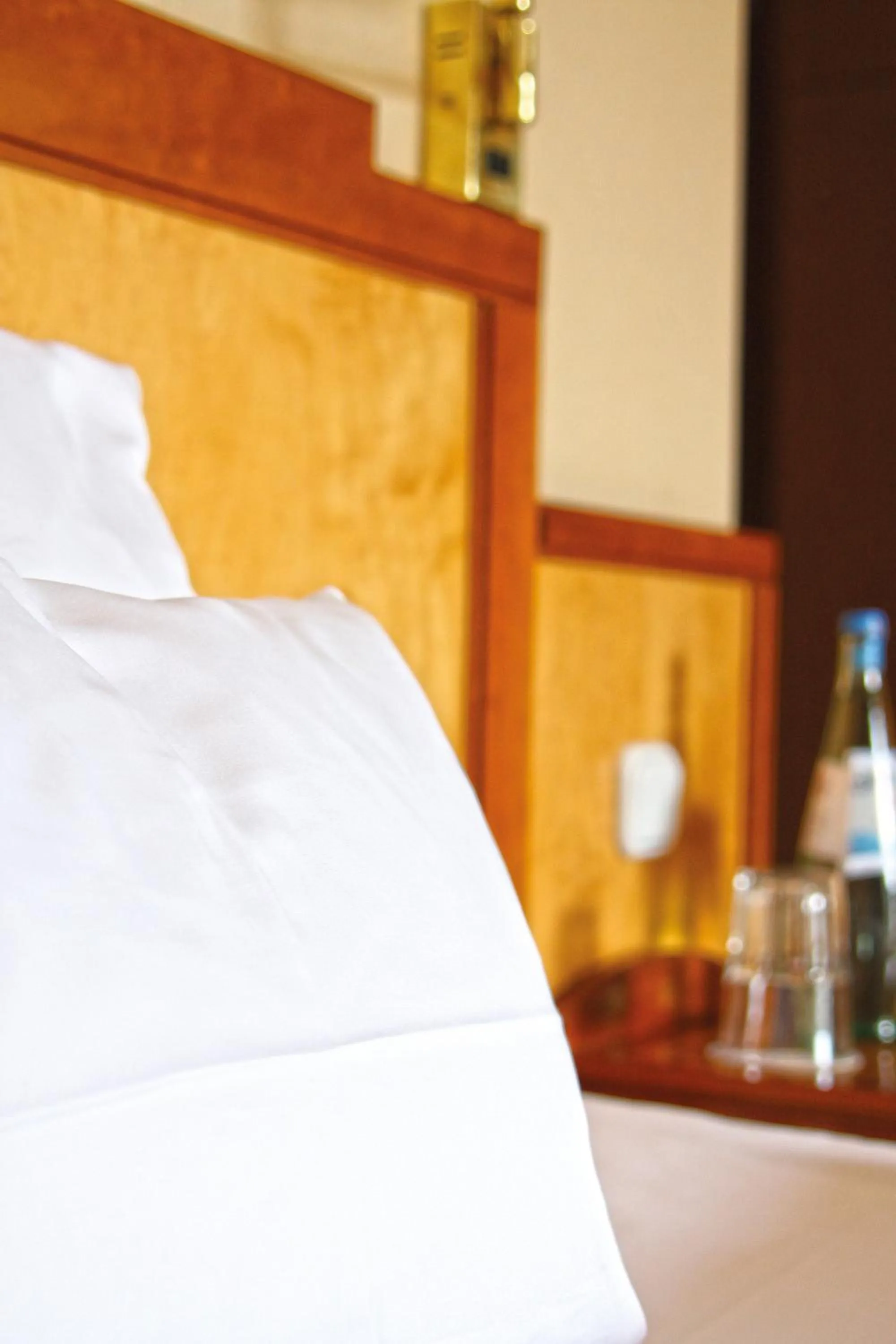 Bed in Mercure Hotel Gera City