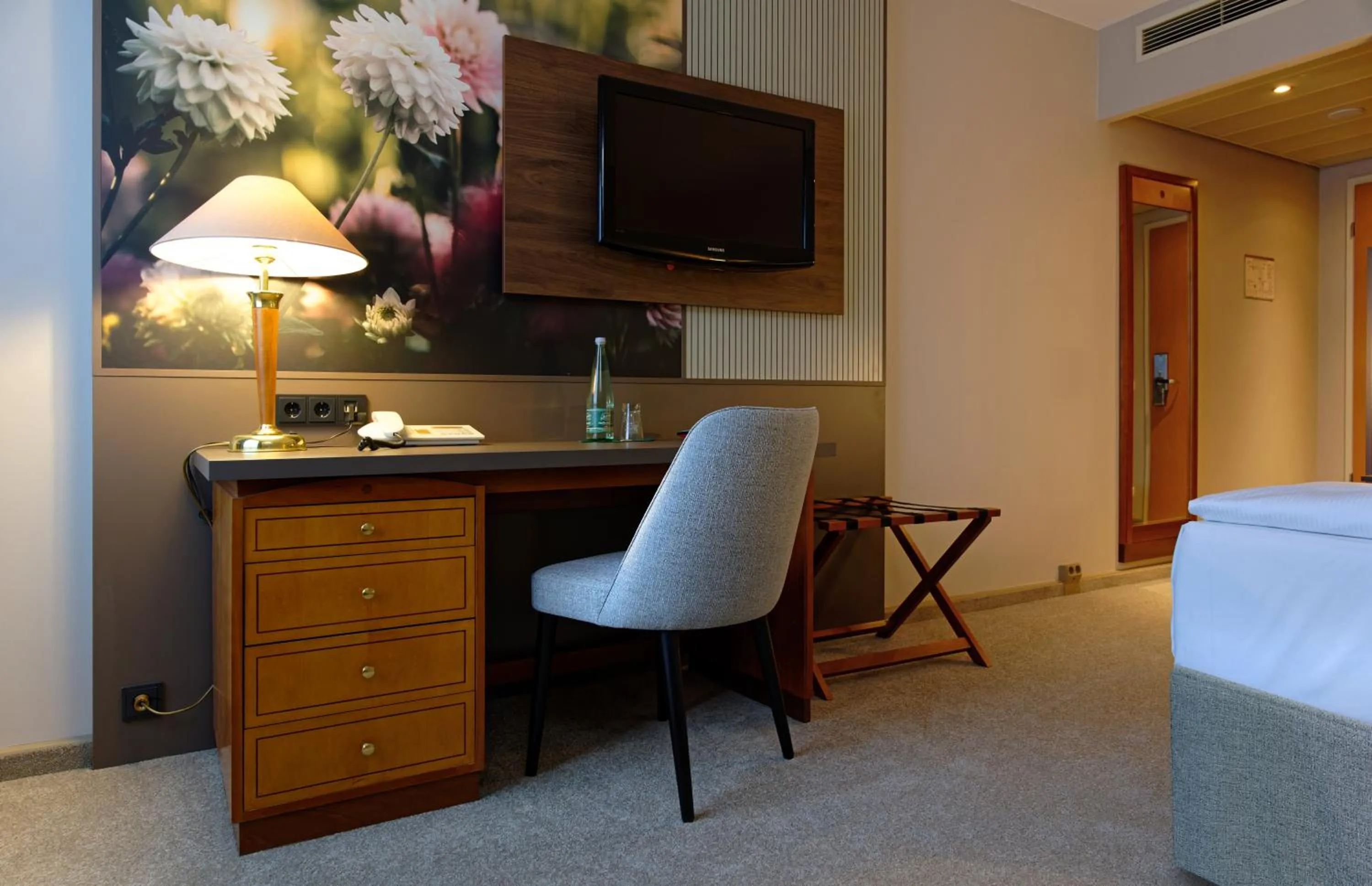 Decorative detail, Bed in Mercure Hotel Gera City