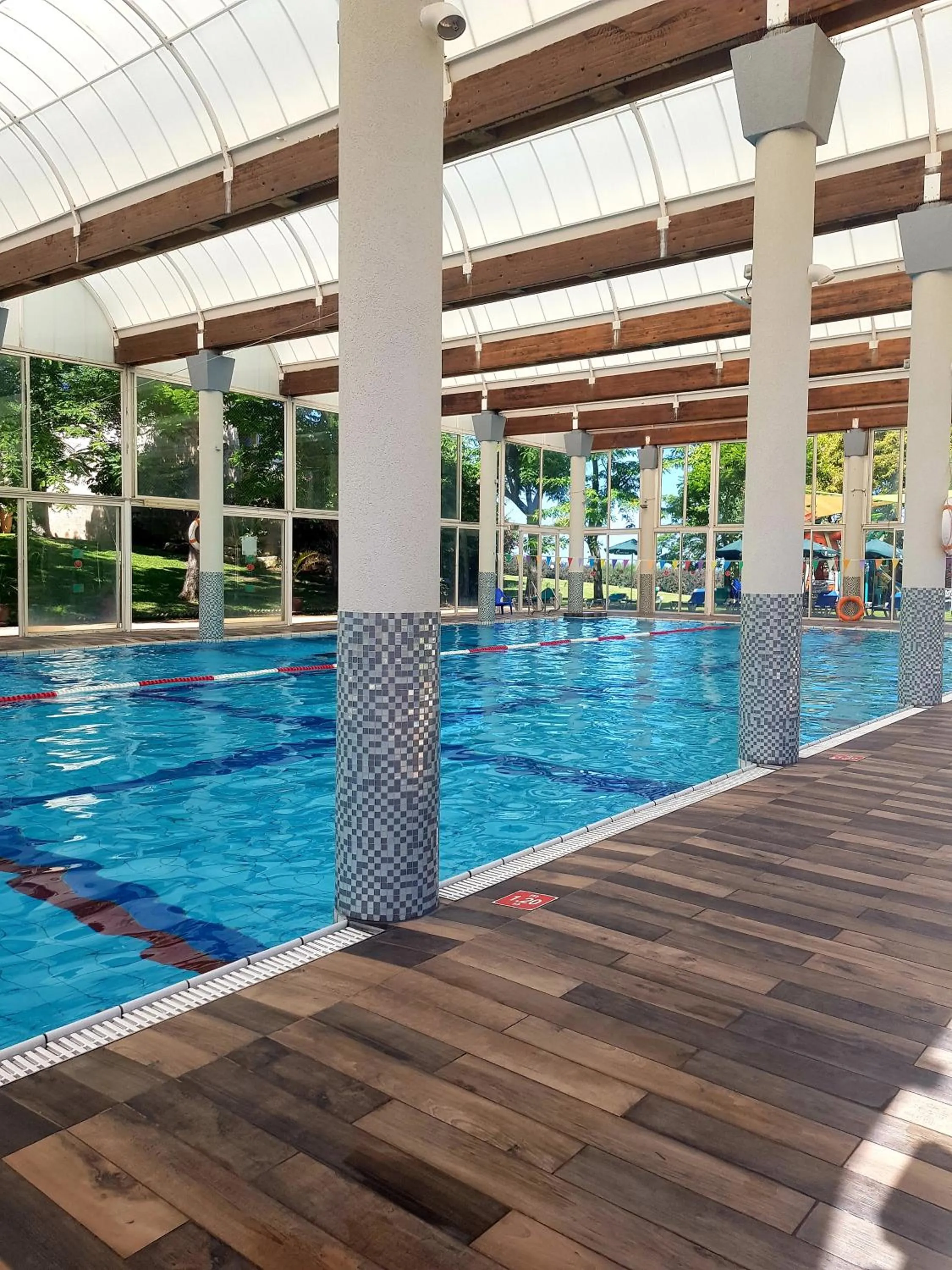 Pool view in neot golf kz place