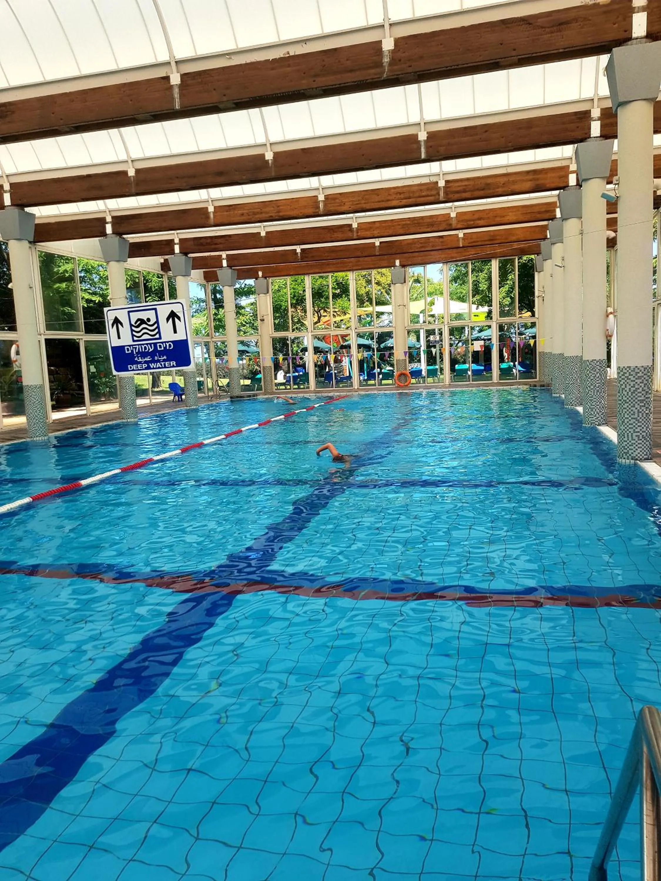 Pool view in neot golf kz place