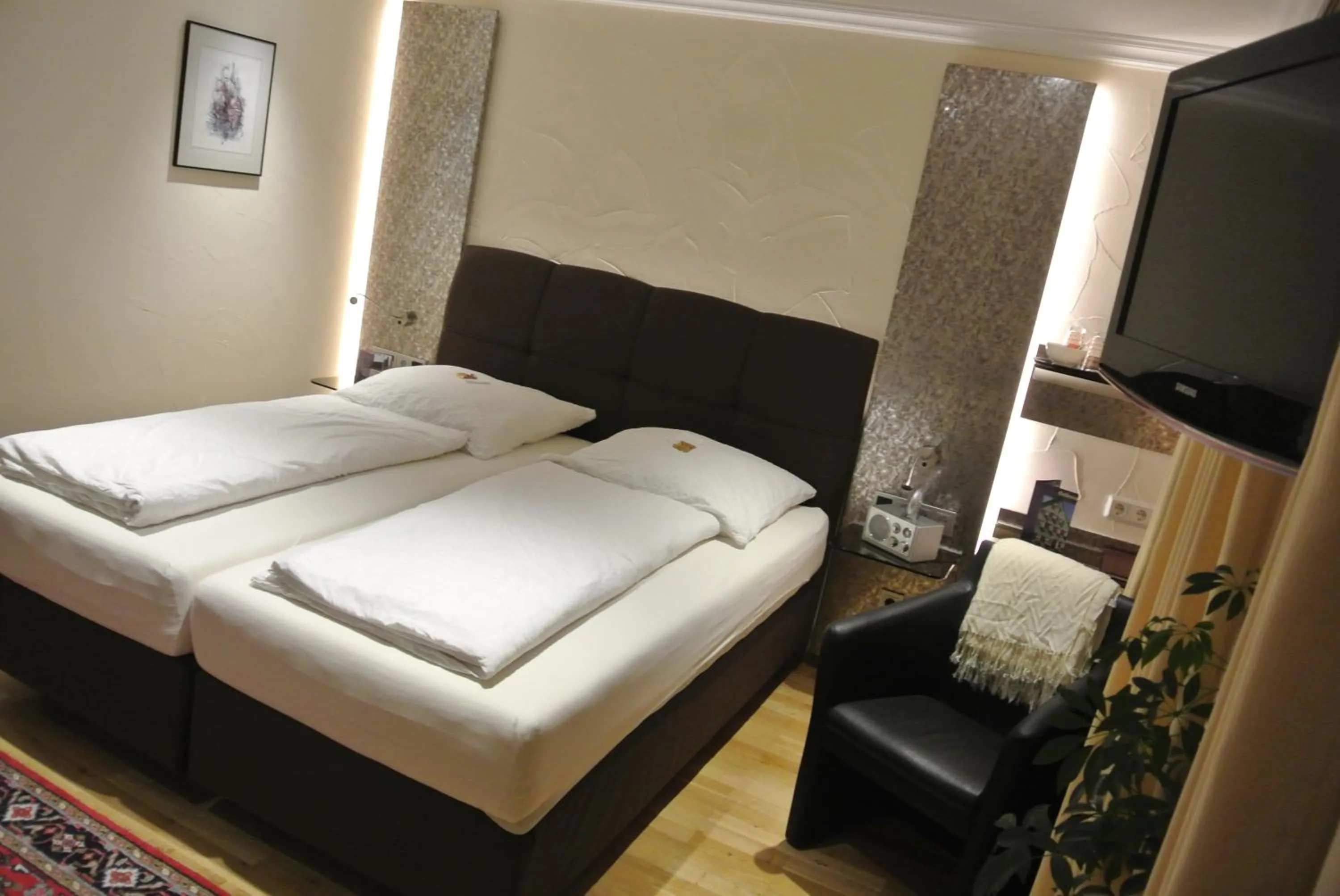 Bed in Hotel-Restaurant Goldenes Lamm