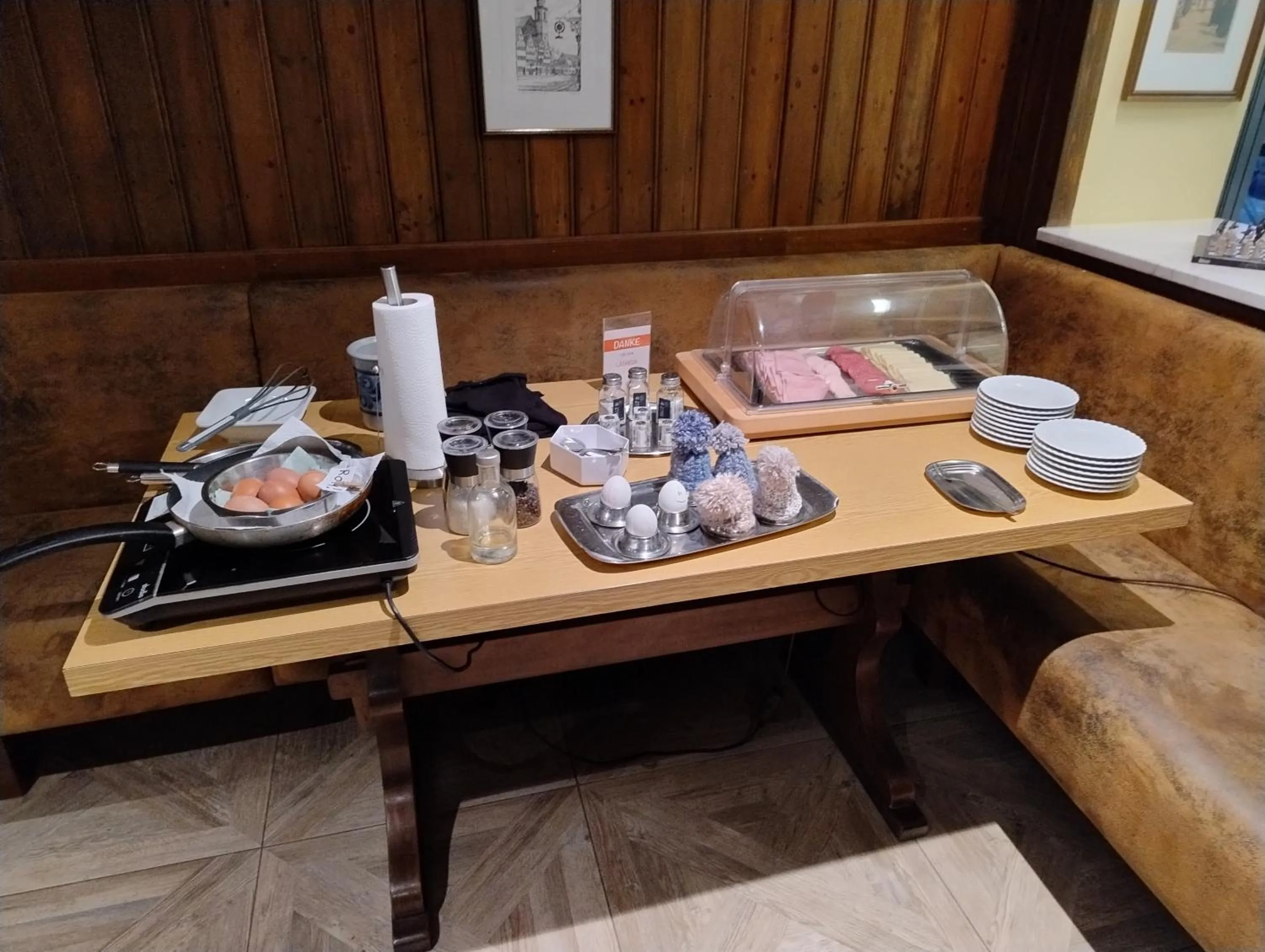 Breakfast in Hotel-Restaurant Goldenes Lamm