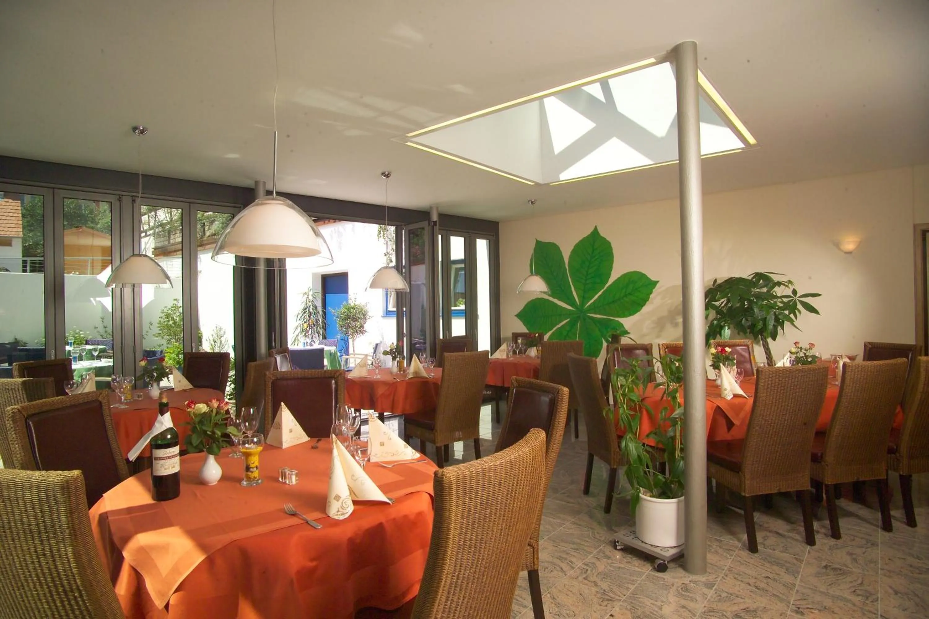 Restaurant/places to eat in Hotel-Restaurant Goldenes Lamm