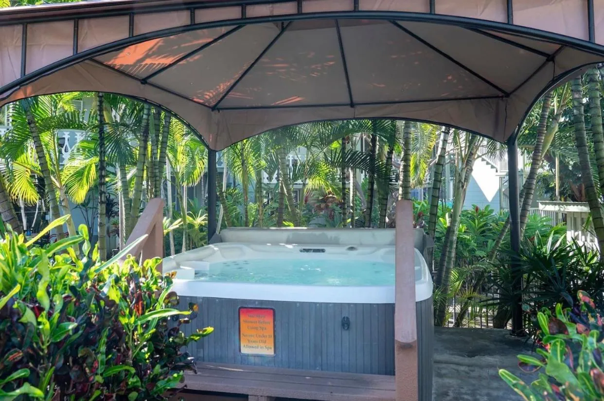 Hale Moana, Unit #110 Kona Islander Inn