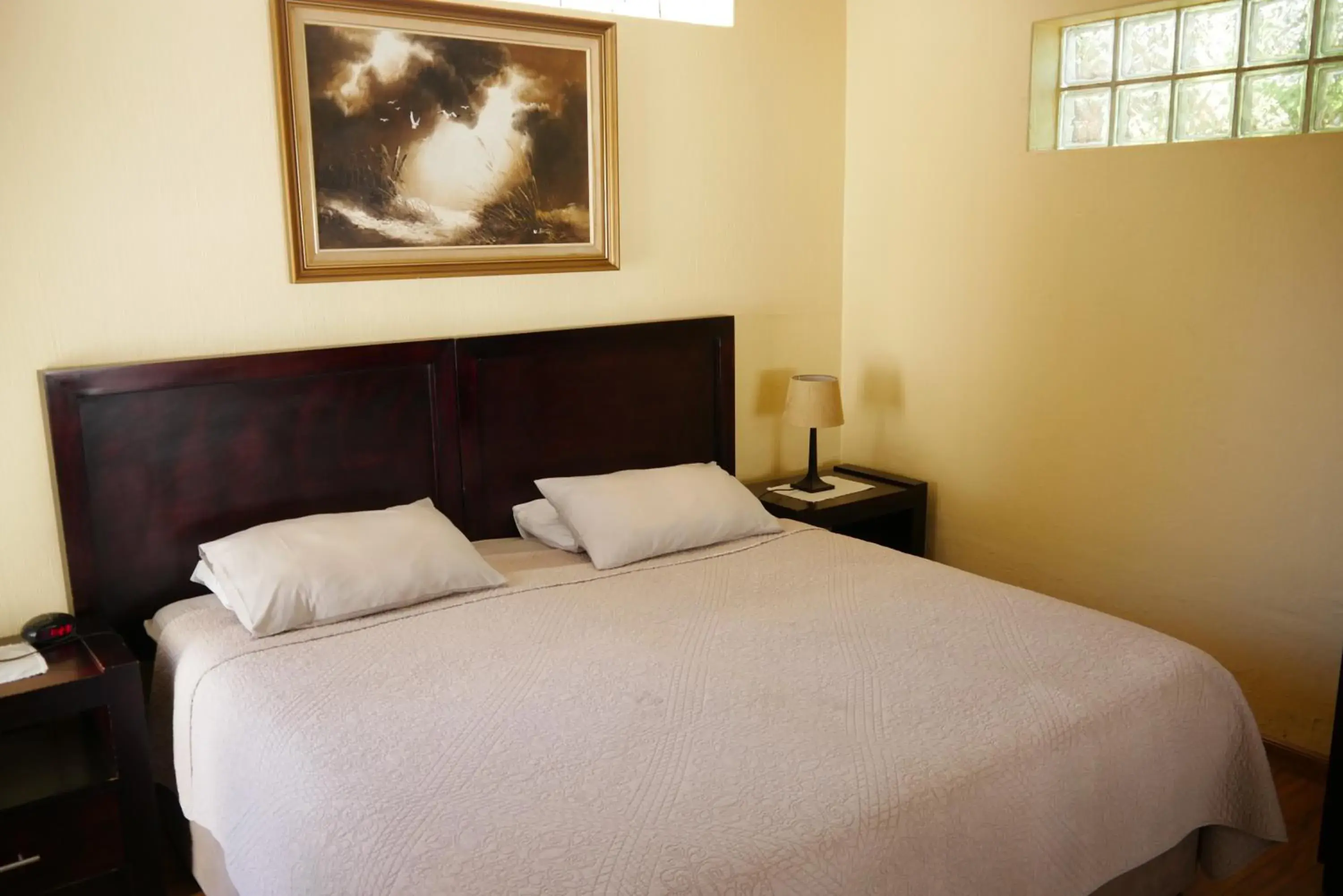 Twin/Double Room in Margaret's Place Twin/Double Room in Margaret's Place