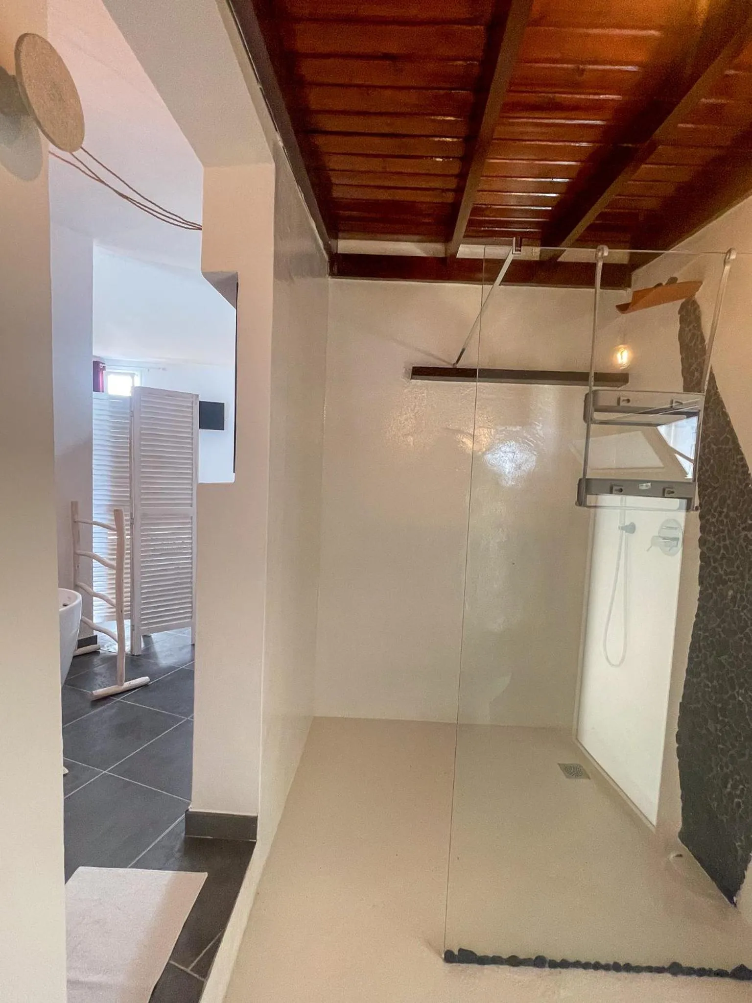 Shower in HOTELITO RURAL GA7COLORES only adult