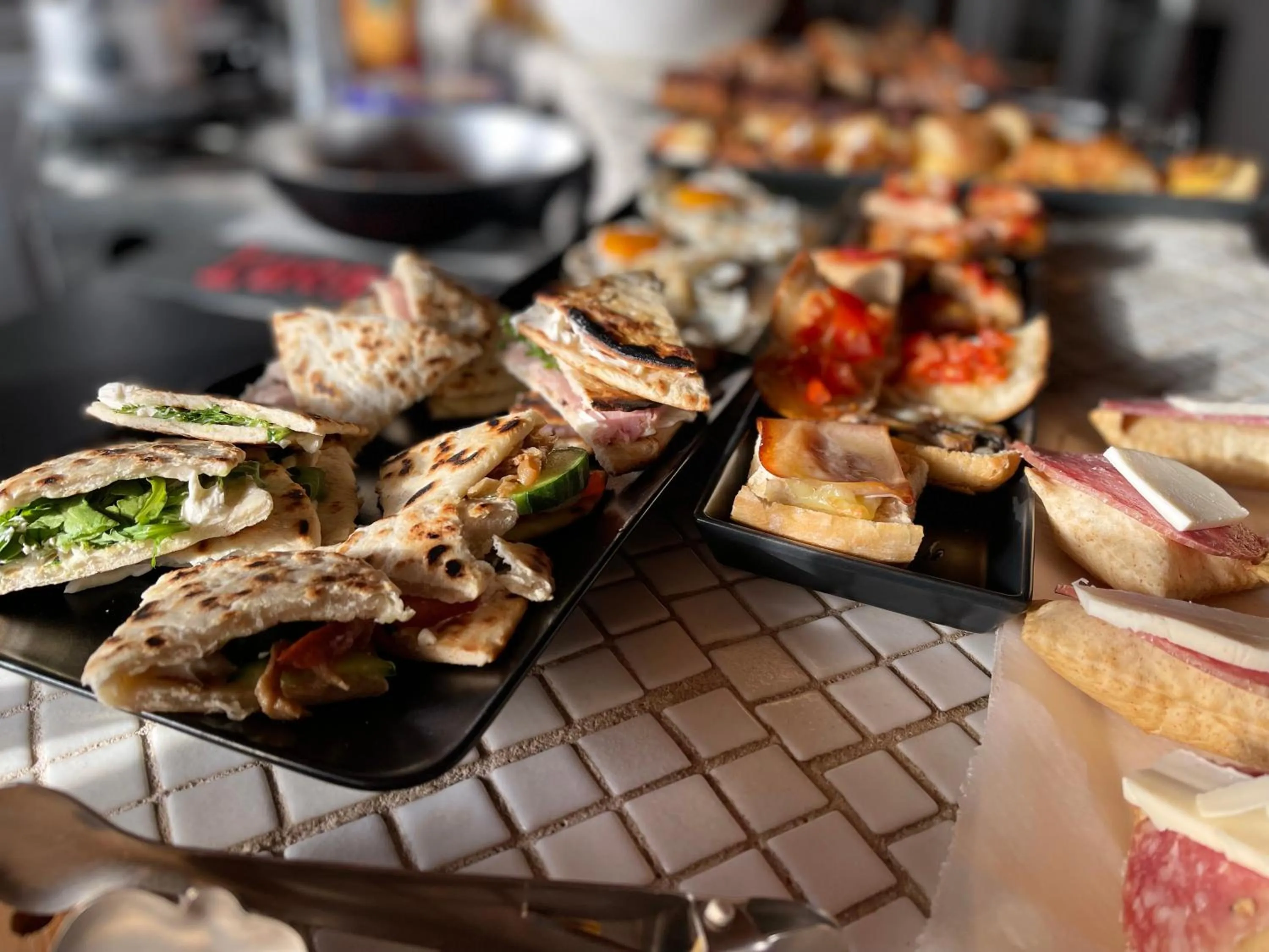 Restaurant/places to eat in HOTELITO RURAL GA7COLORES only adult