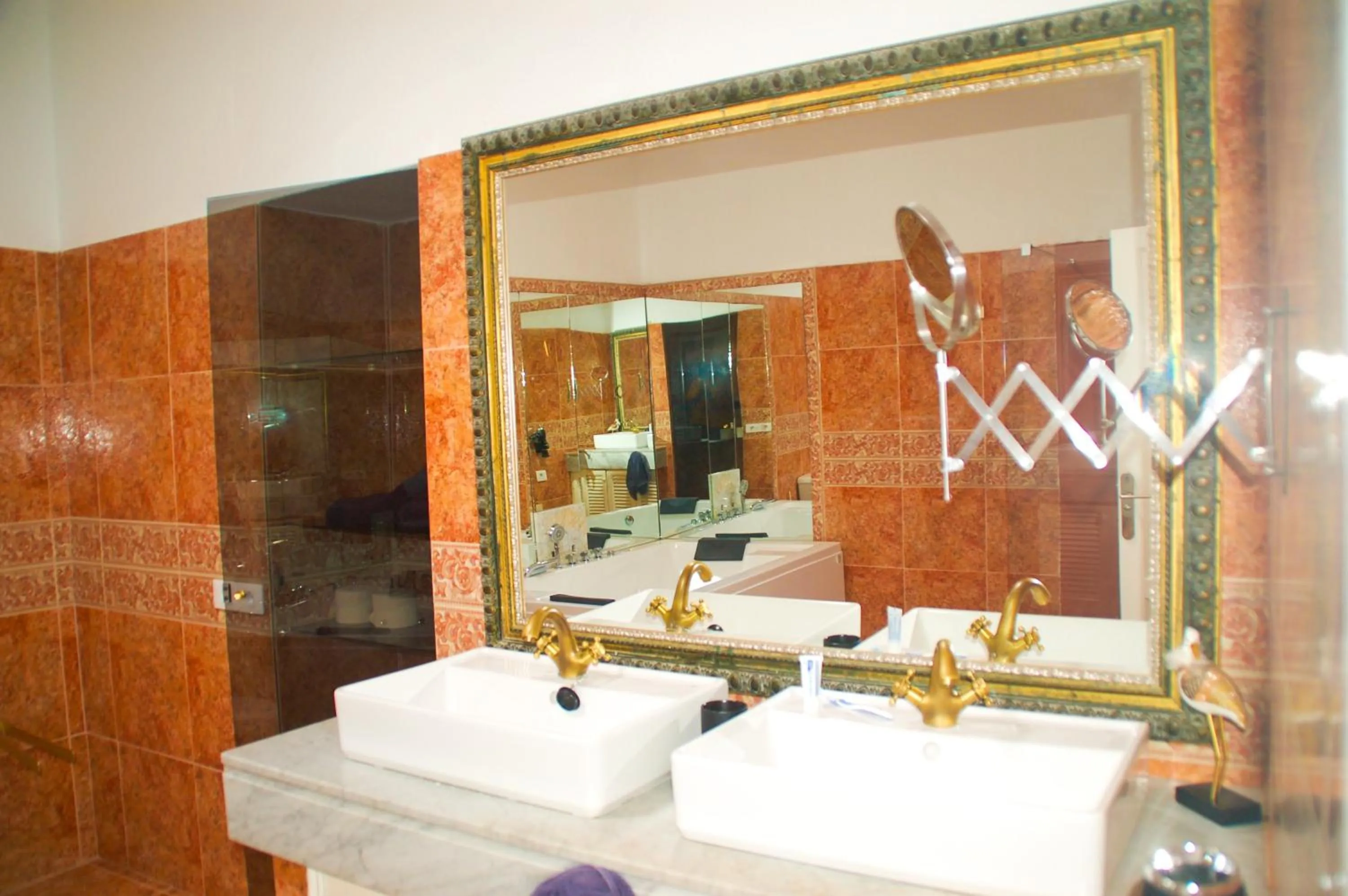 Shower in HOTELITO RURAL GA7COLORES only adult