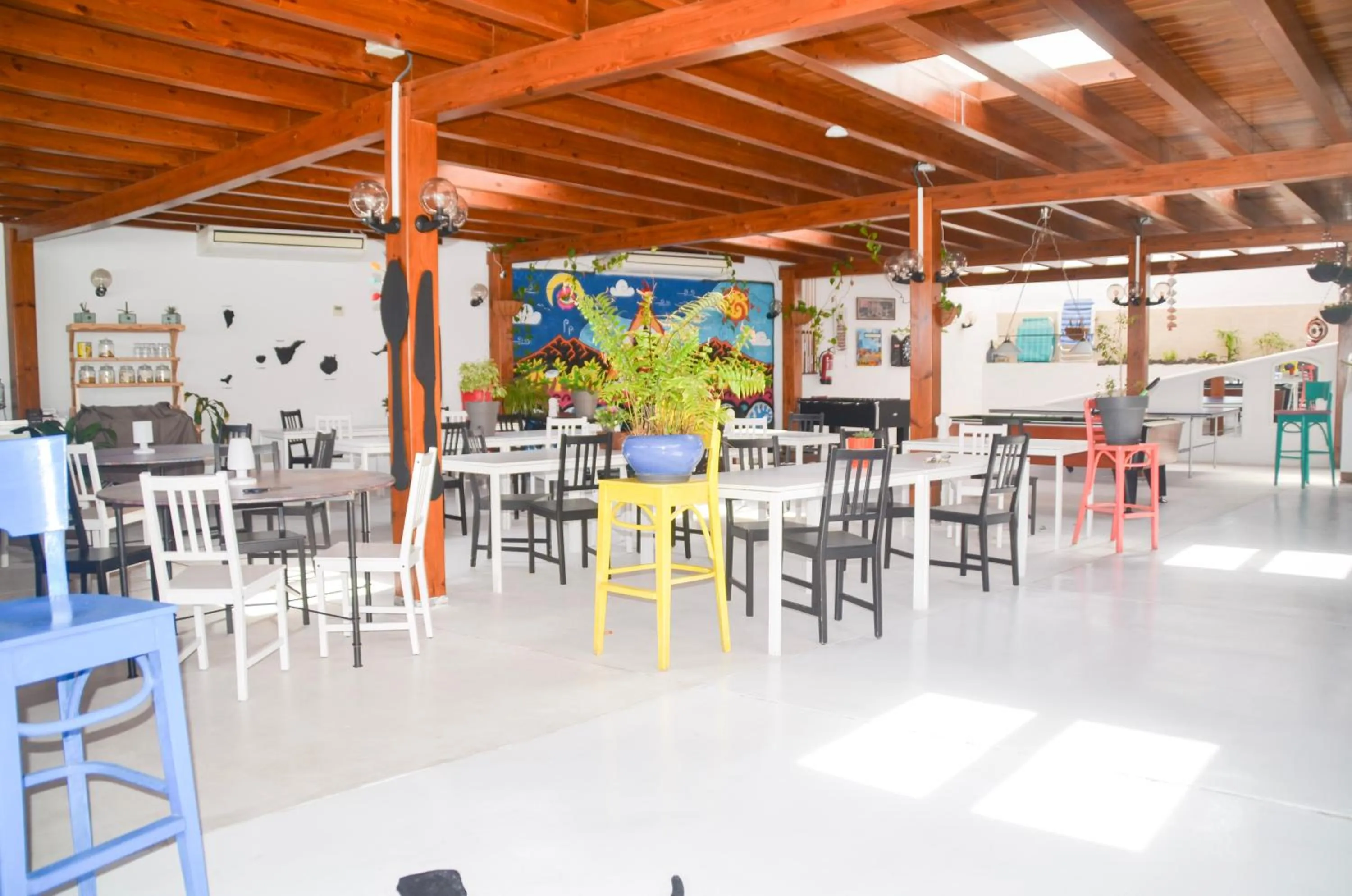 Restaurant/places to eat in HOTELITO RURAL GA7COLORES only adult