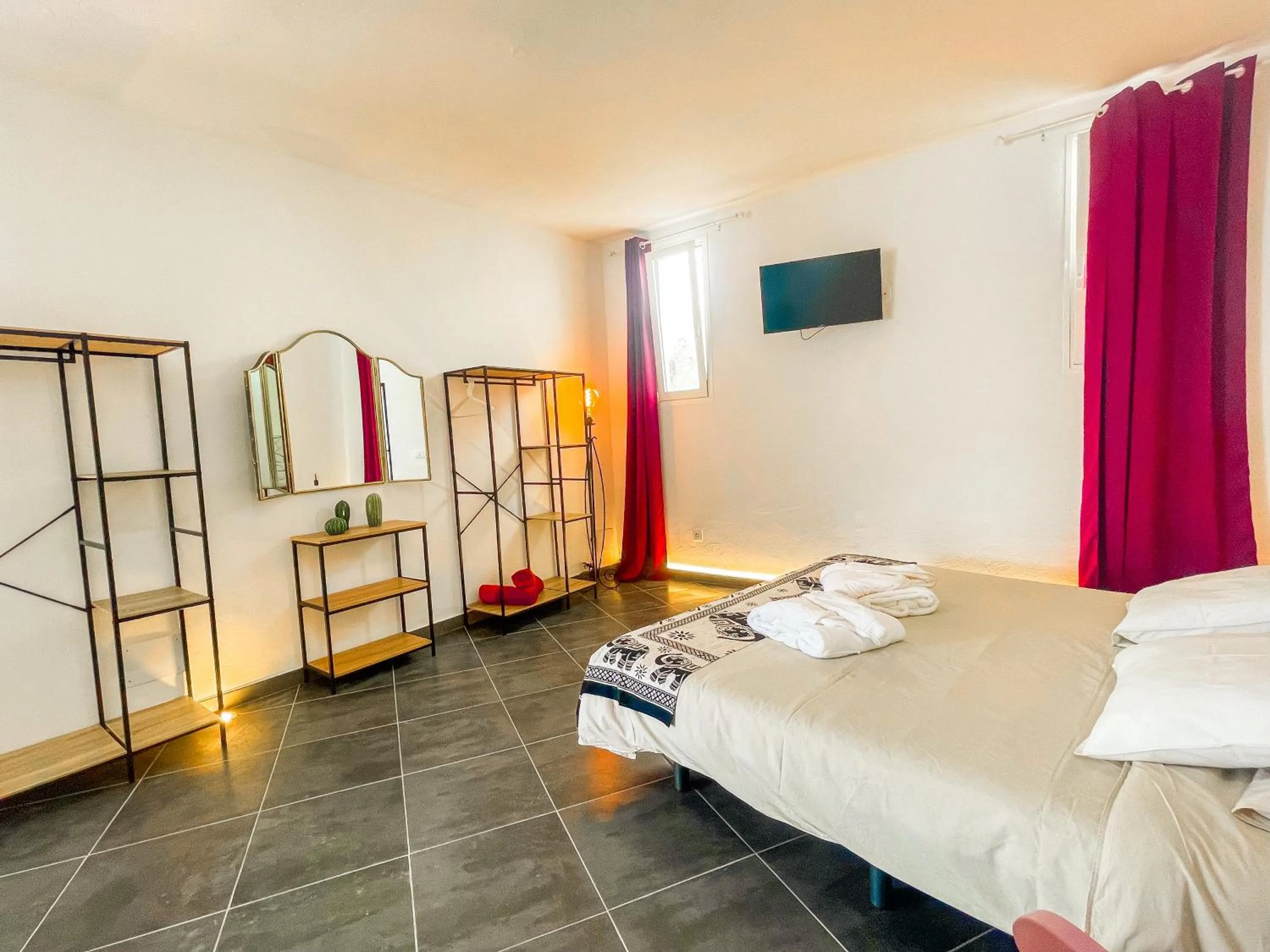 Bed in HOTELITO RURAL GA7COLORES only adult