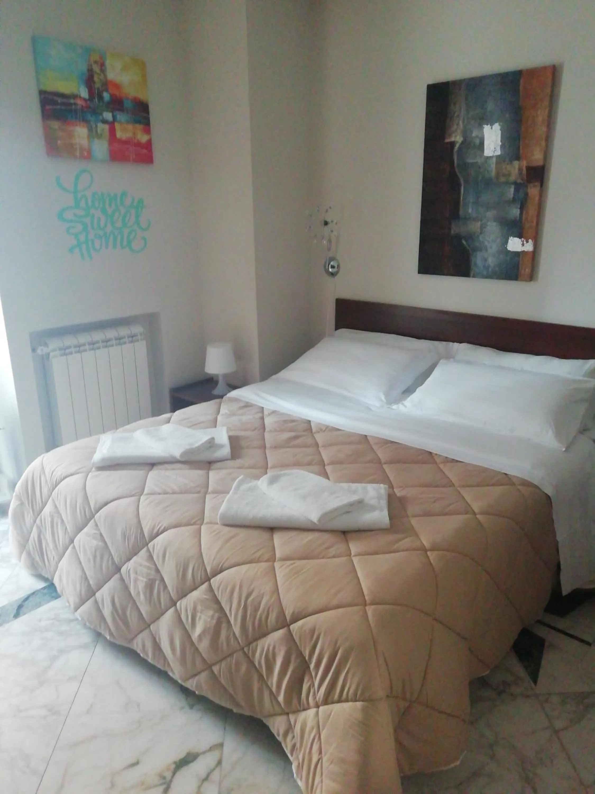 Bed in B&B Le Vie D'Arte