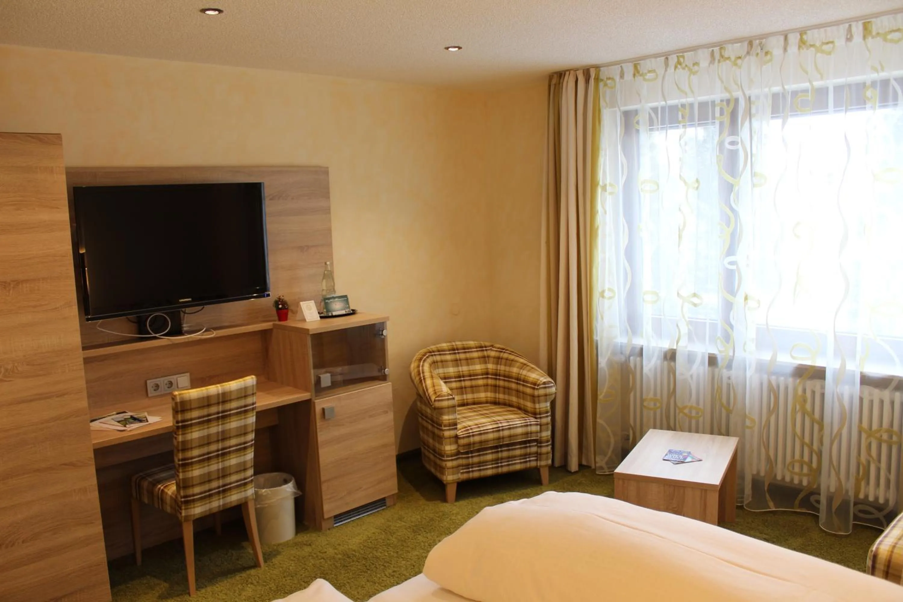 Photo of the whole room, Bed in Wellness-Hotel Talblick