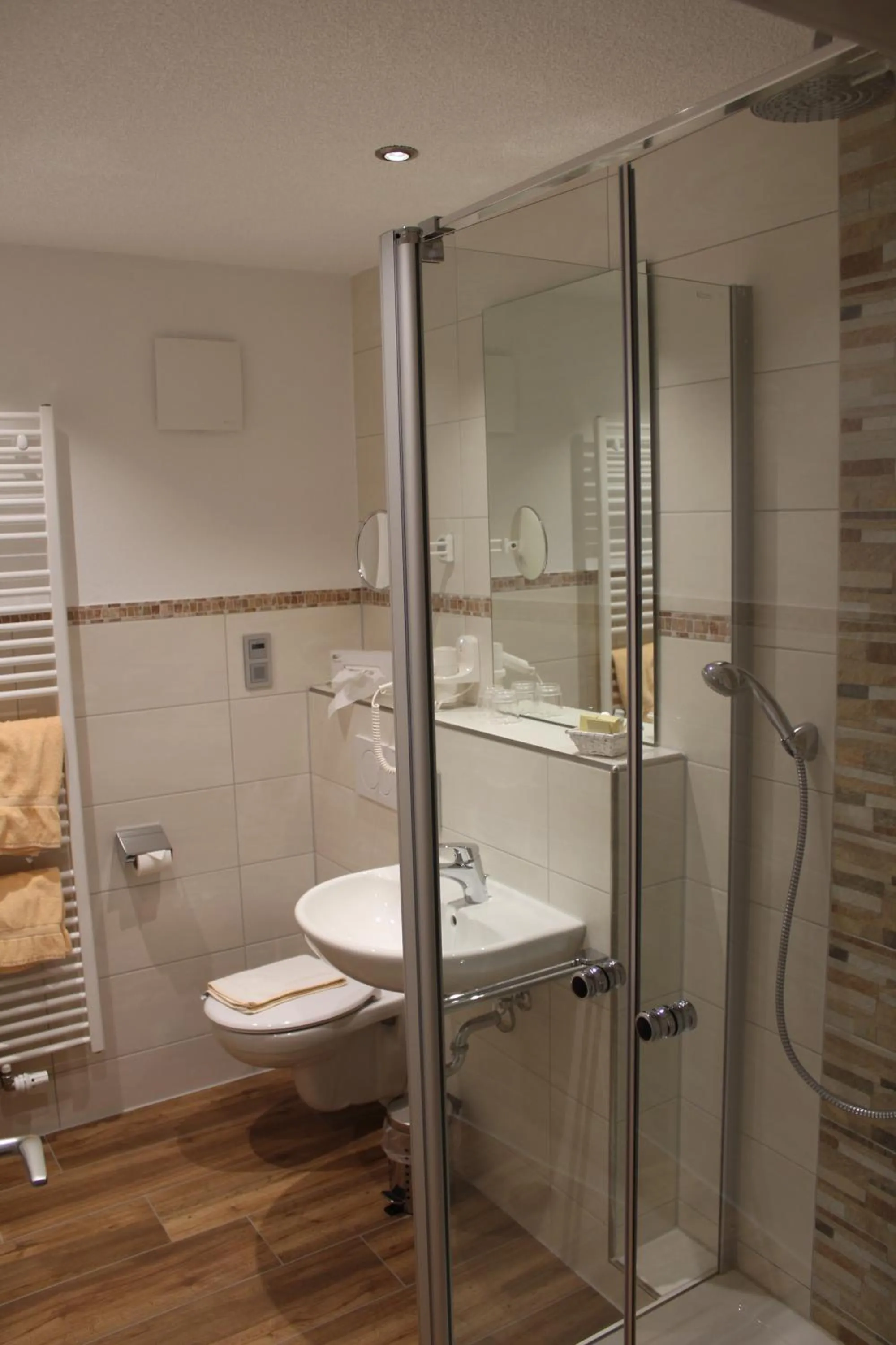 Bathroom in Wellness-Hotel Talblick