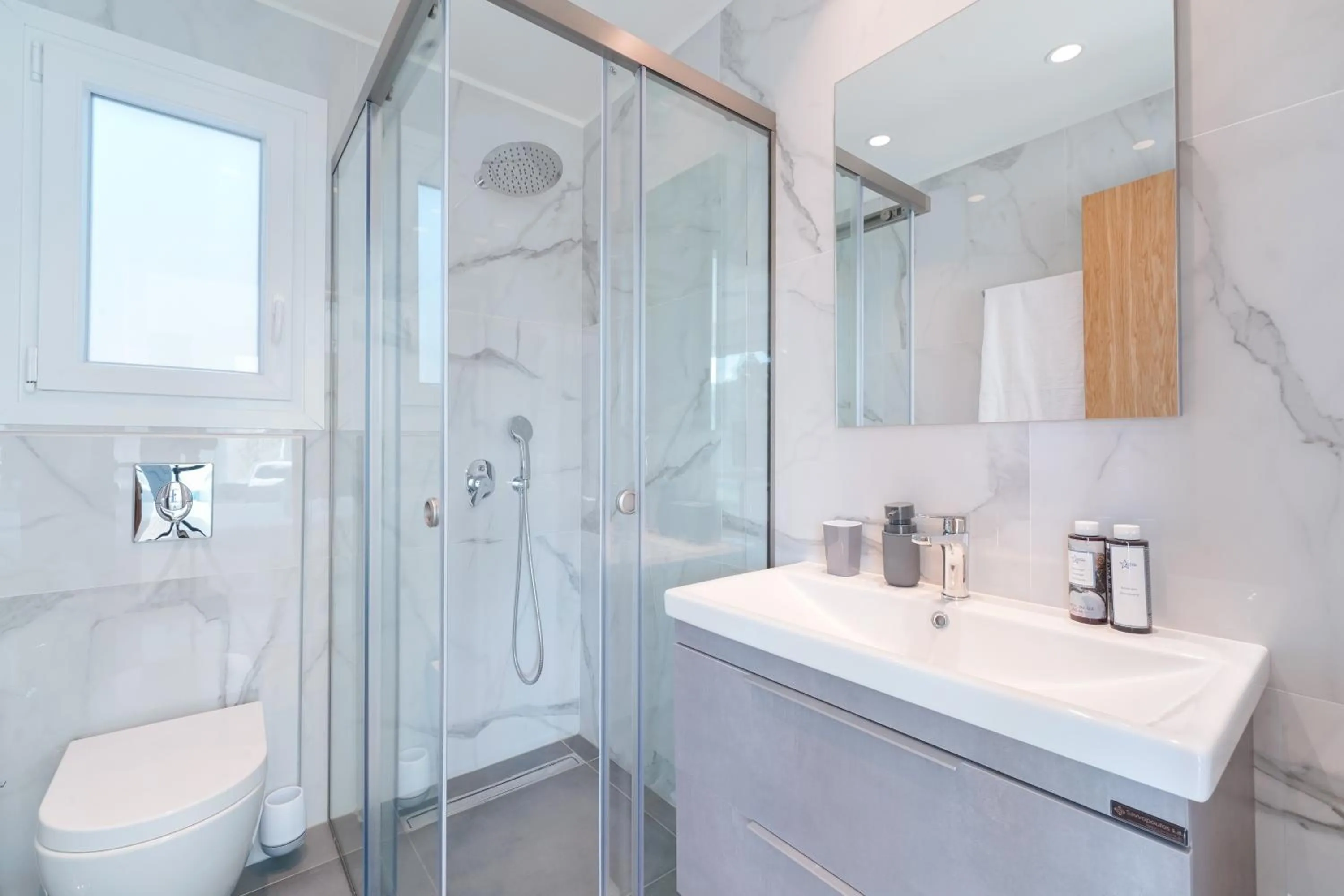 Shower in Hotel ASTERA