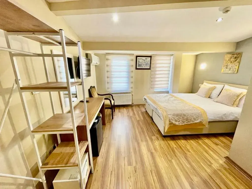 Standard Double or Twin Room in Timeks Hotel Sultanahmet Standard Double or Twin Room in Timeks Hotel Sultanahmet