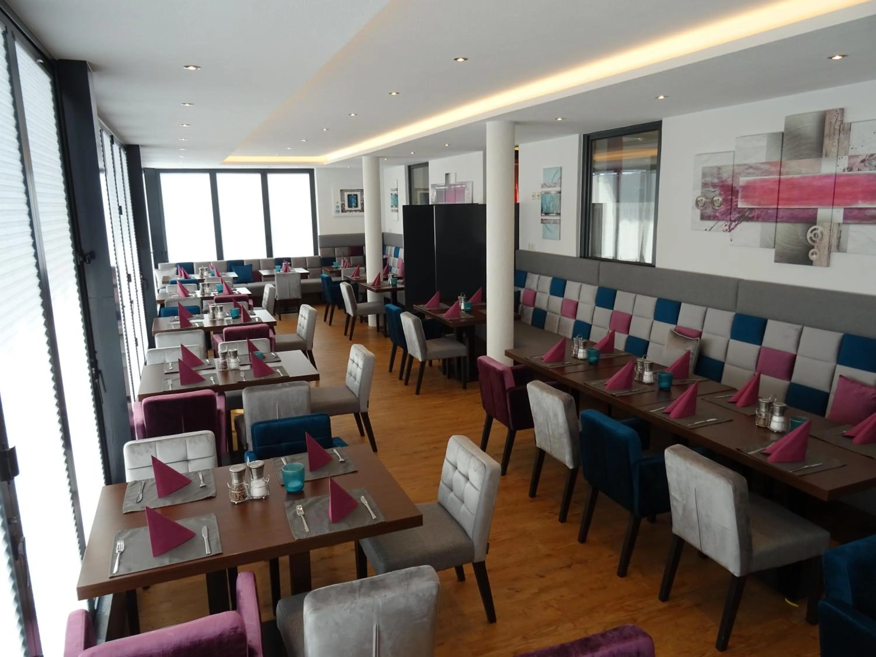 Restaurant/places to eat in Hotel Restaurant Rosengarten