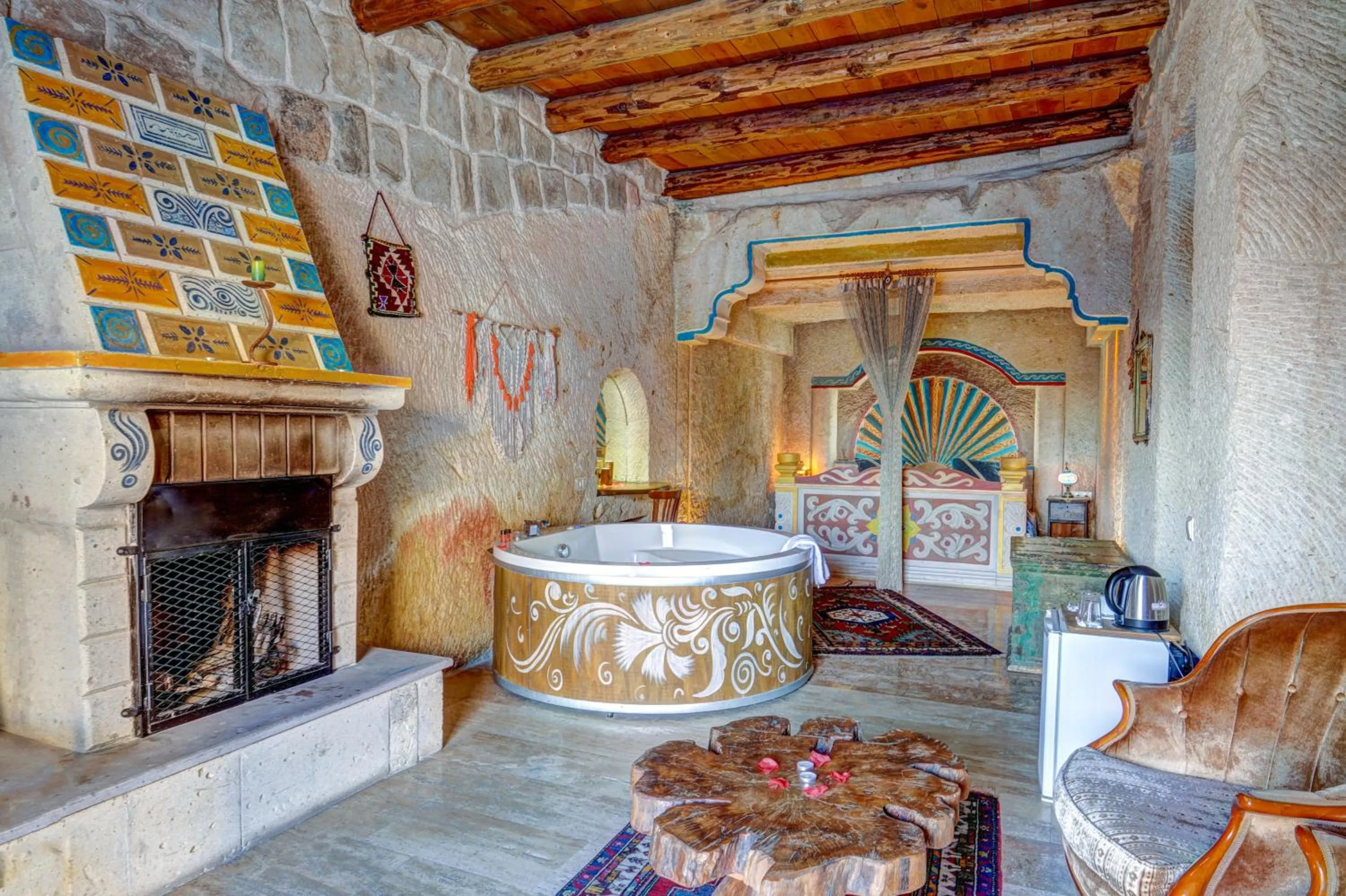 Photo of the whole room in Nova Cave Hotel