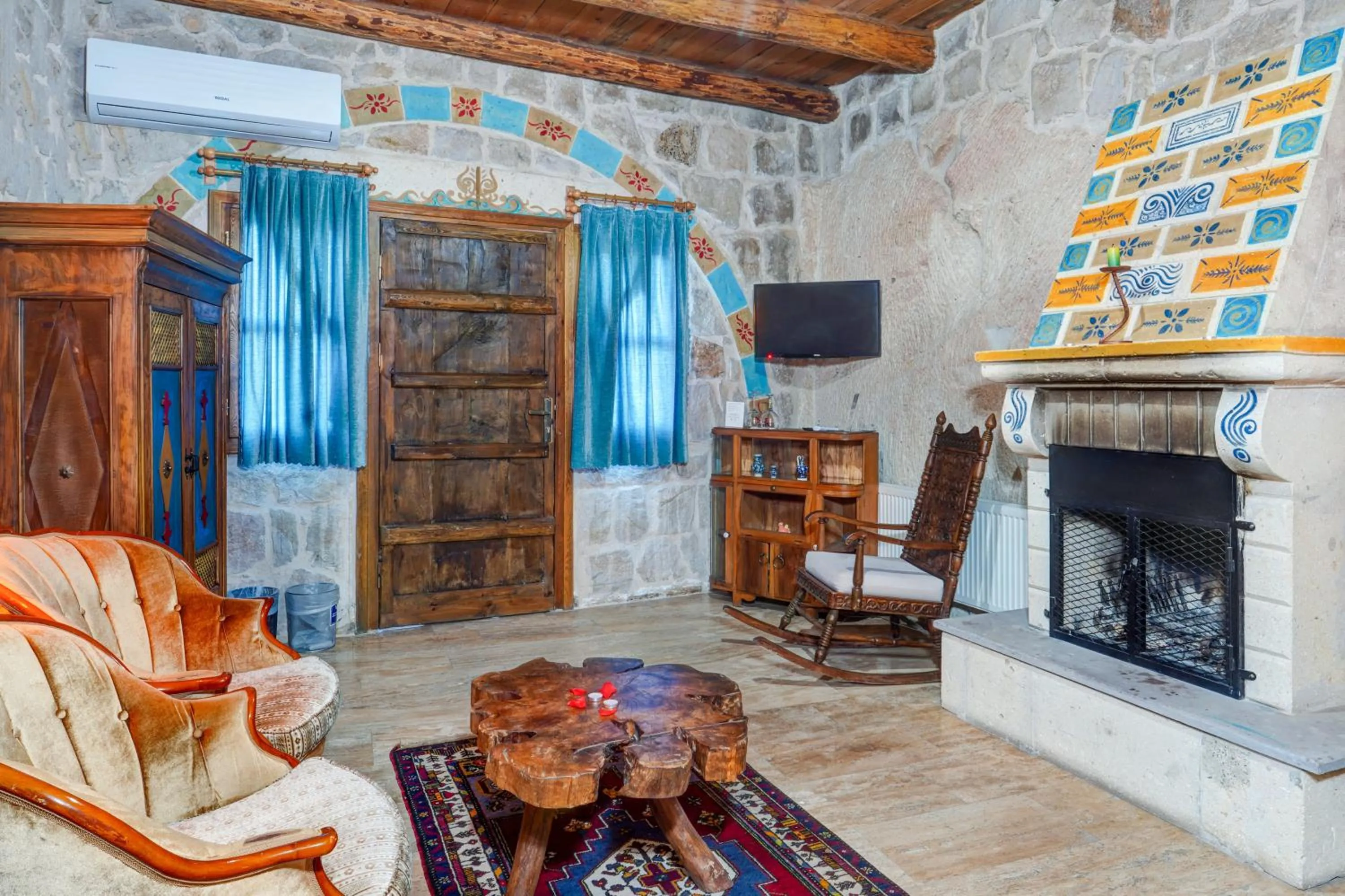 fireplace in Nova Cave Hotel