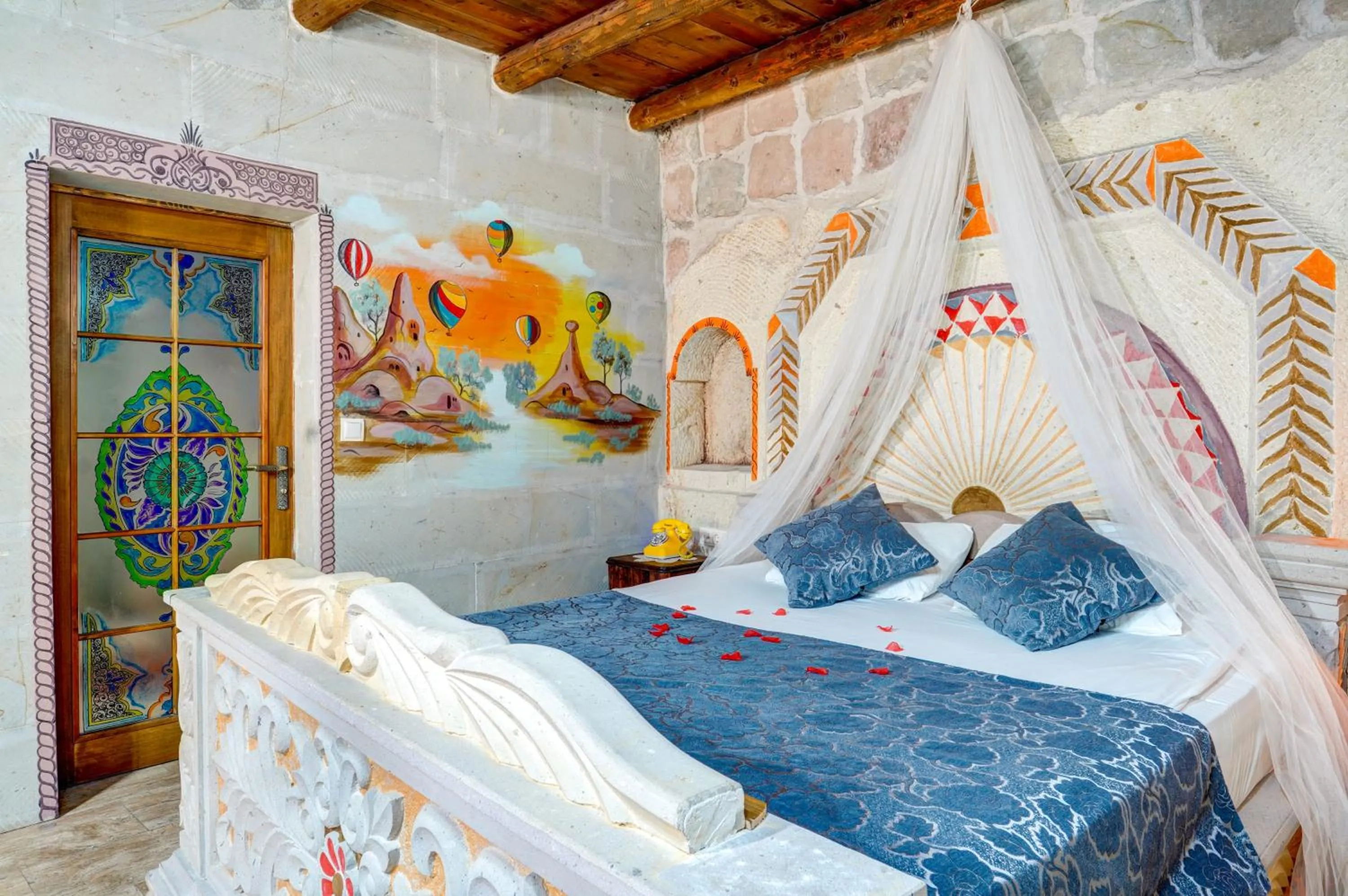 Bed in Nova Cave Hotel