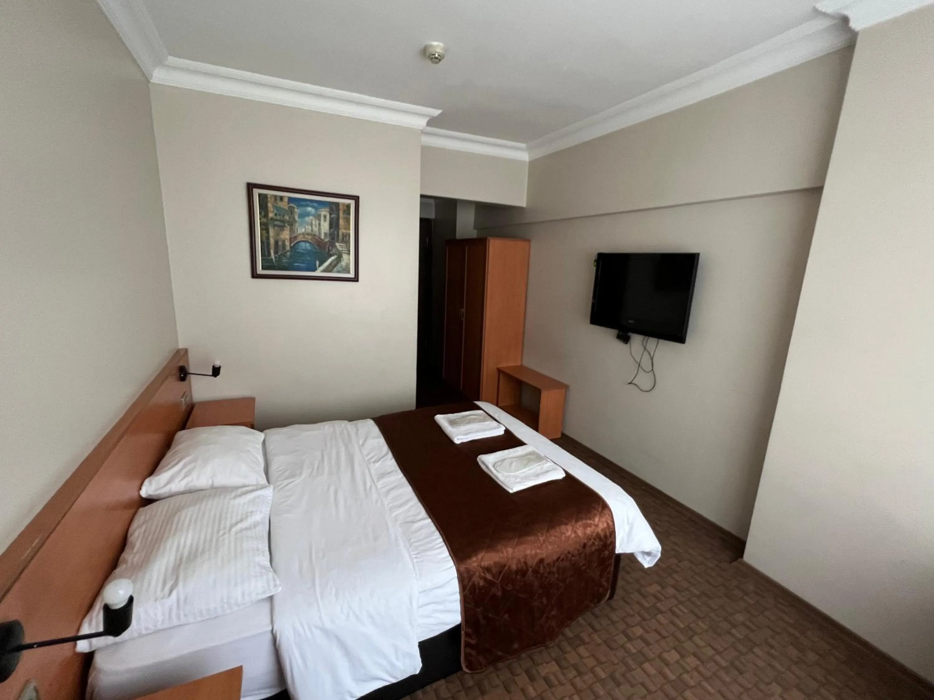 Bed in Altinnal Hotel