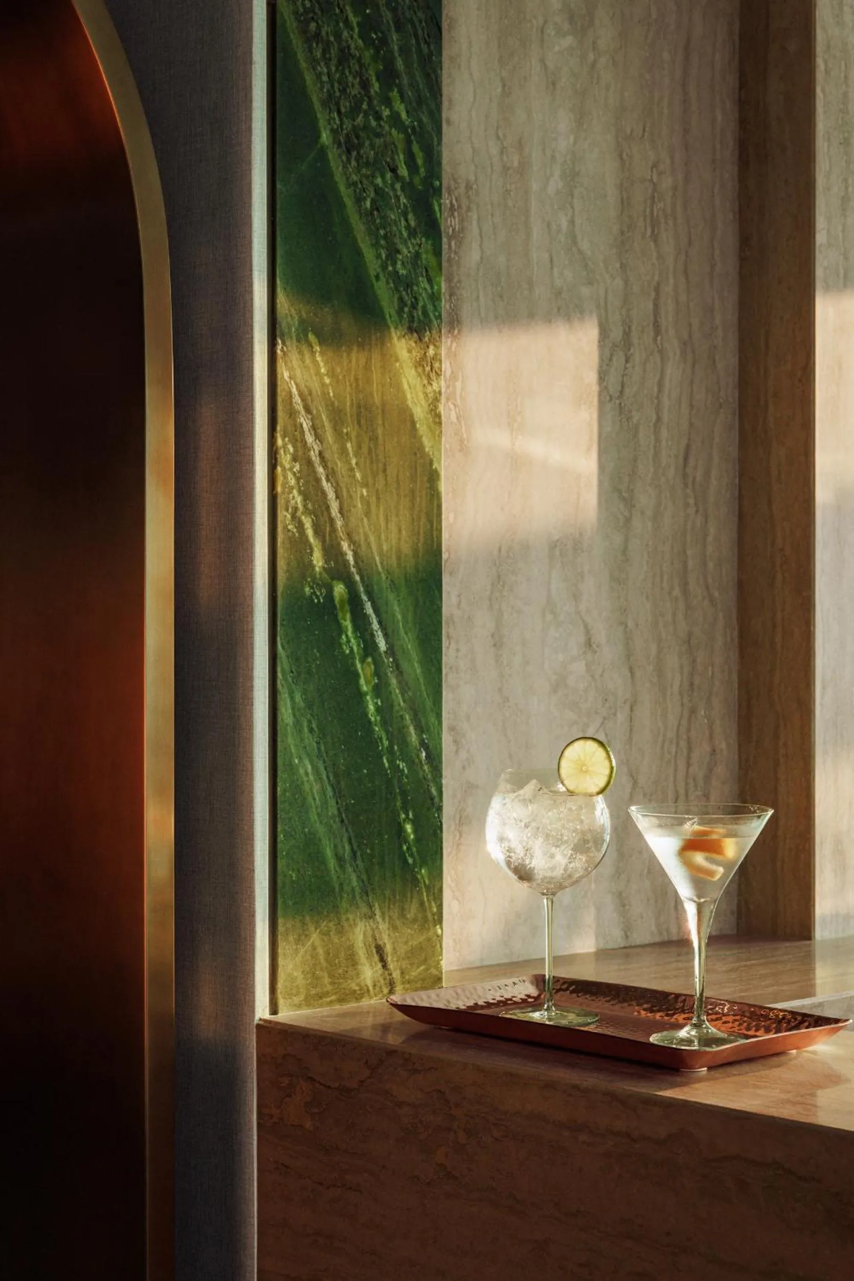 Restaurant/places to eat in Jumeirah Living World Trade Centre Dubai