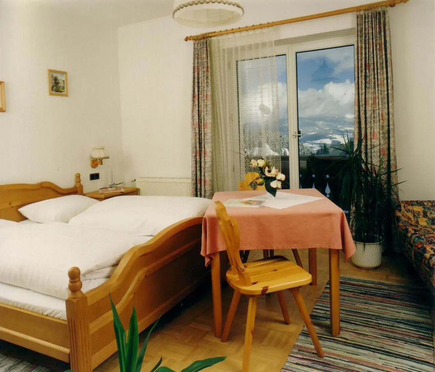 Double Room - single occupancy in Hotel Gasthof Buchbauer Double Room - single occupancy in Hotel Gasthof Buchbauer