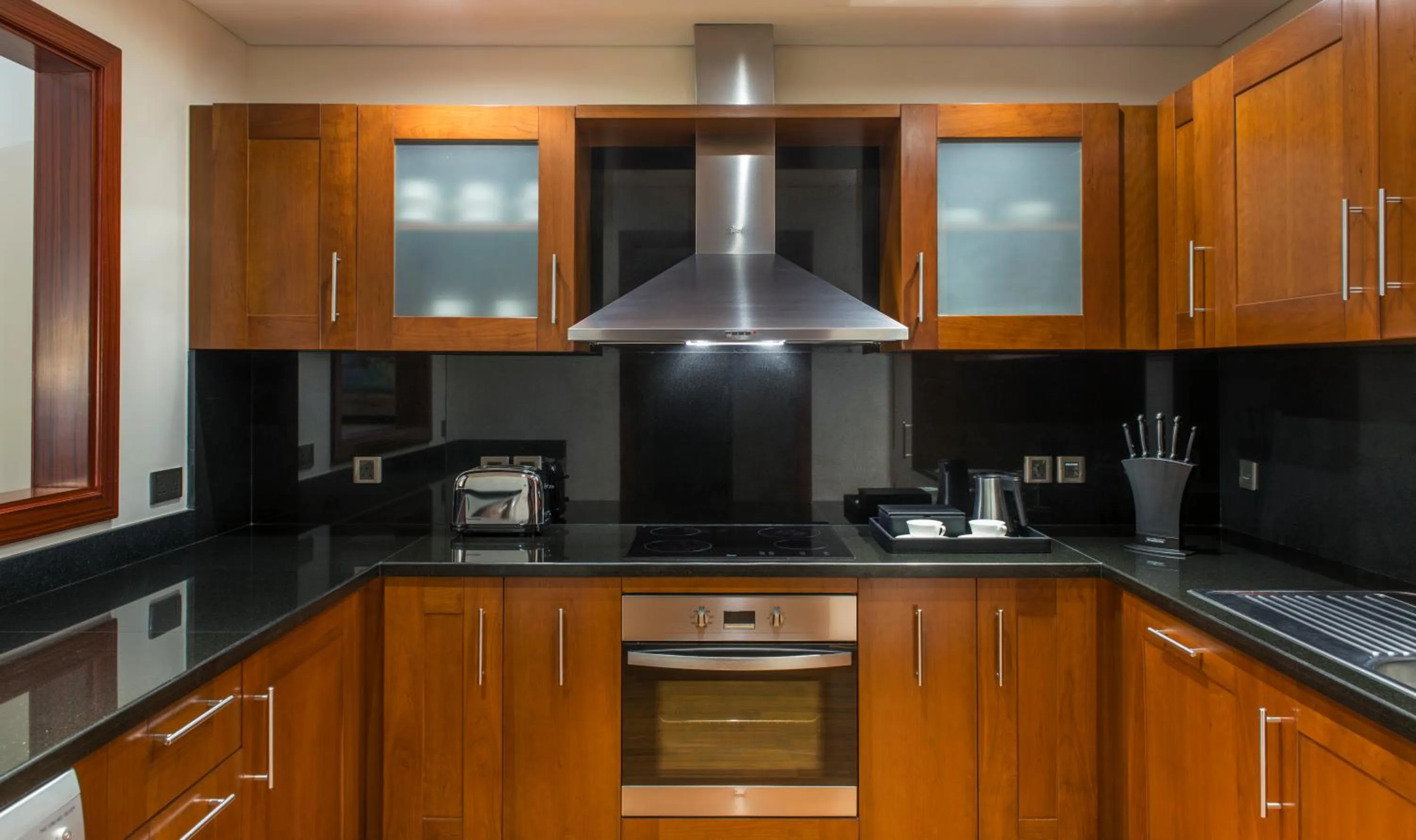 kitchen in Grosvenor House, a Luxury Collection Hotel, Dubai