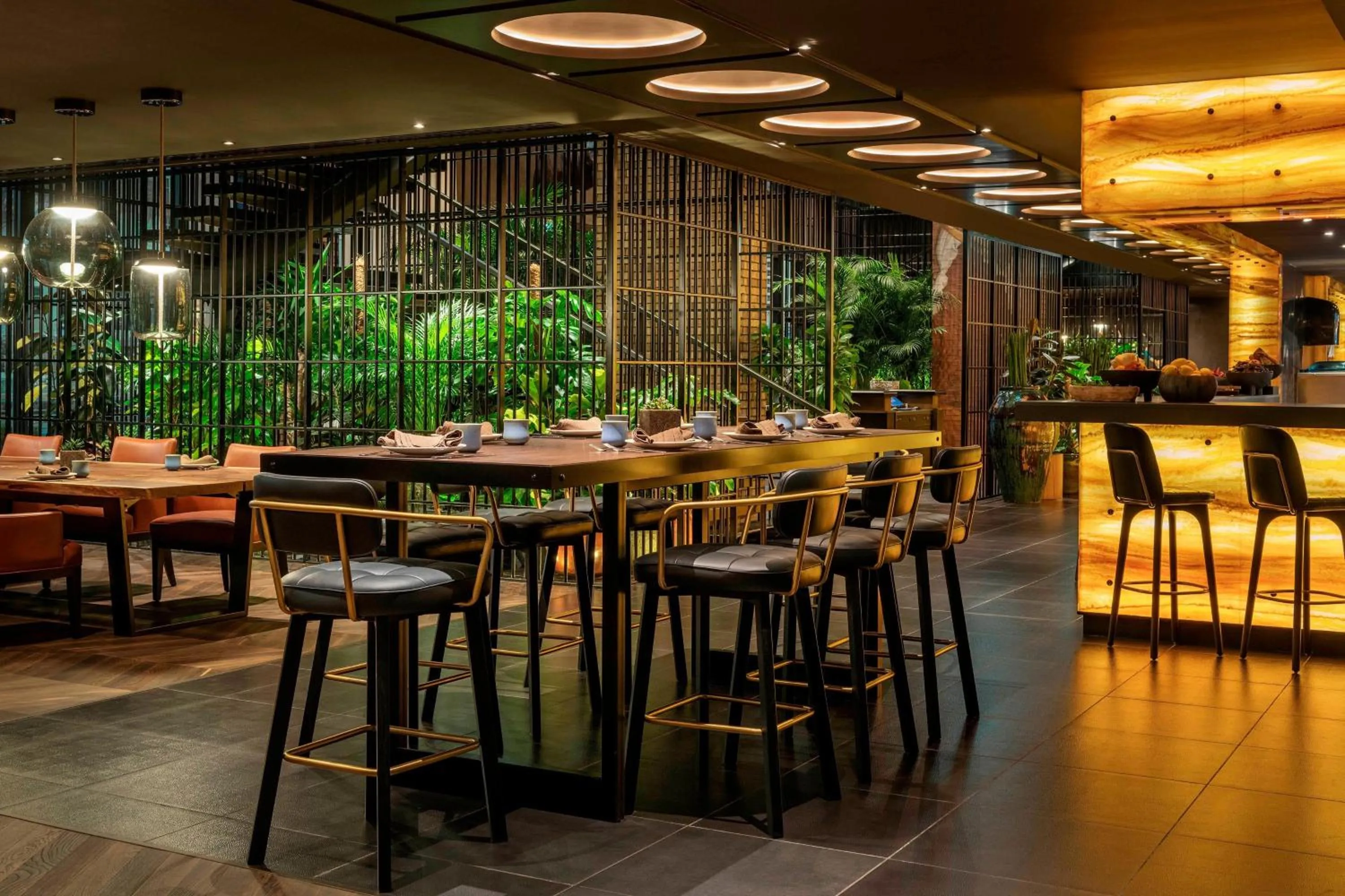 Restaurant/places to eat in Grosvenor House, a Luxury Collection Hotel, Dubai